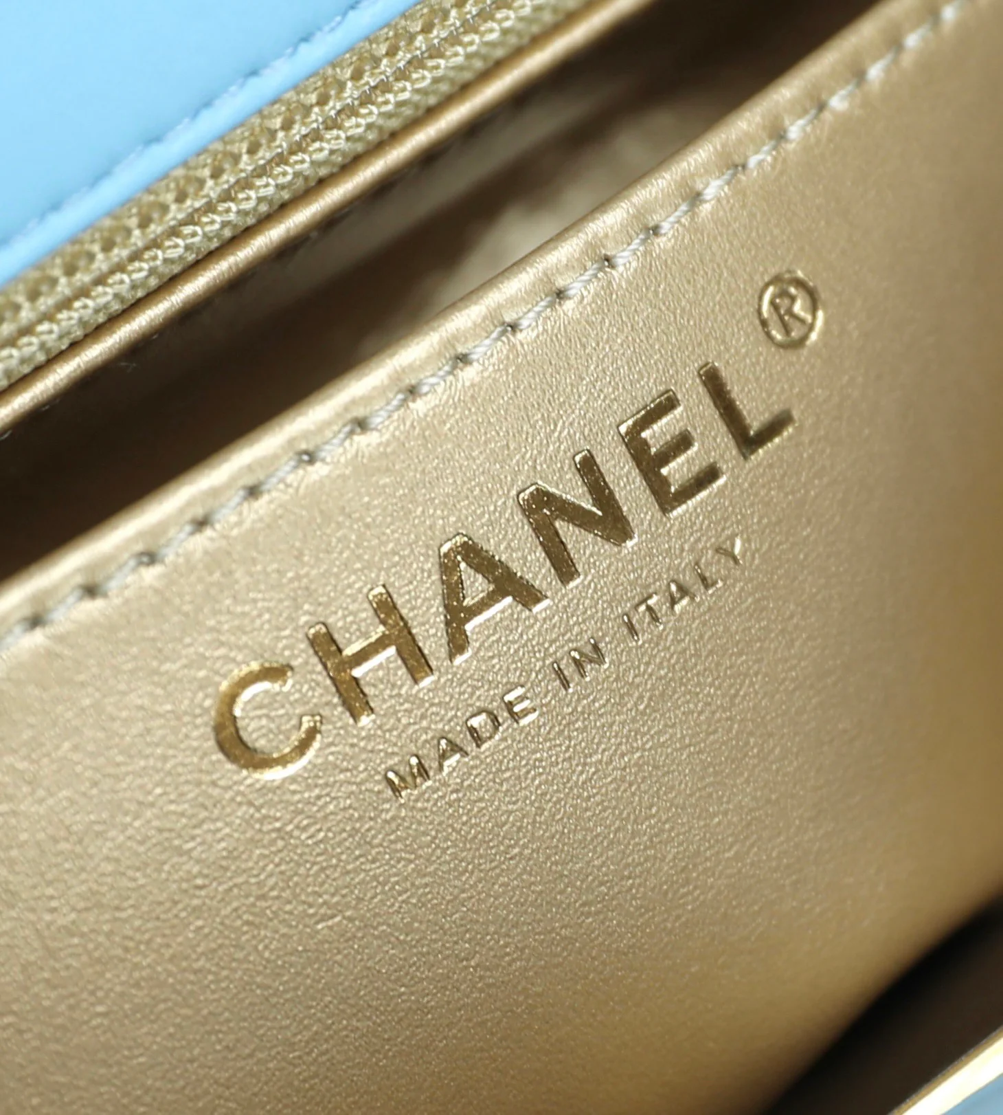 Chanel - Сумка-клатч 