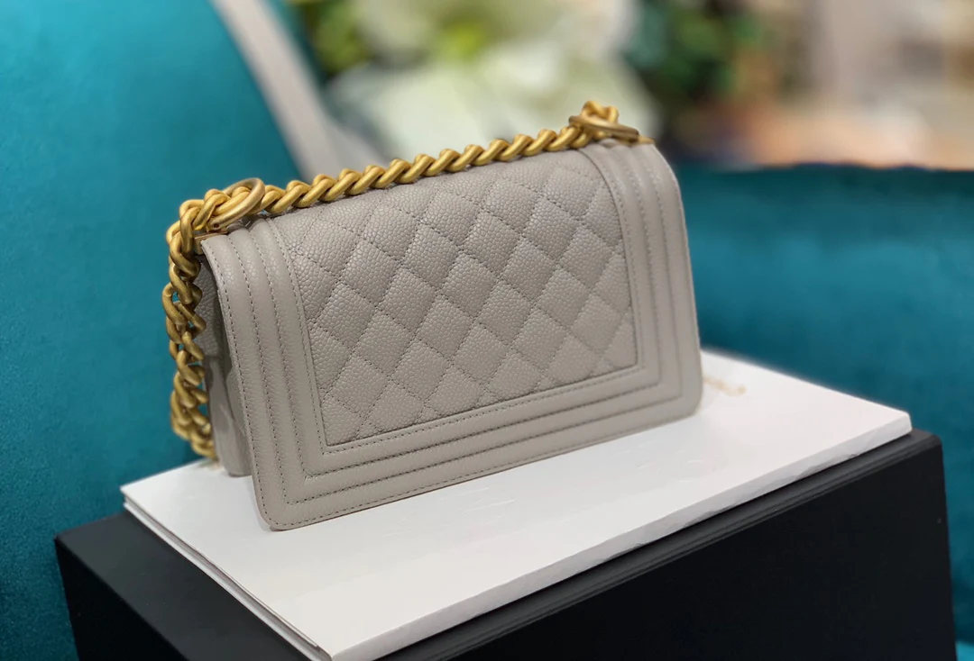 Chanel Boy - 20 см - 45