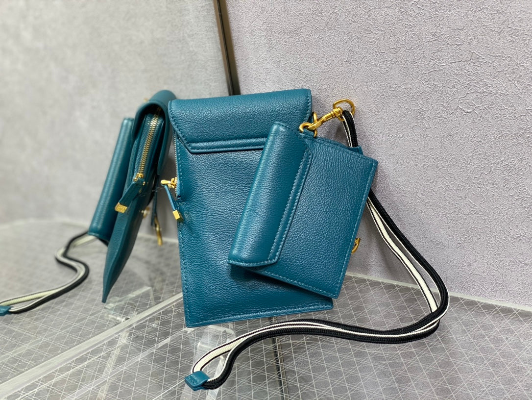 Чехол для телефона/кошелек Dior в стиле ?седло? цвета ?океанский синий?