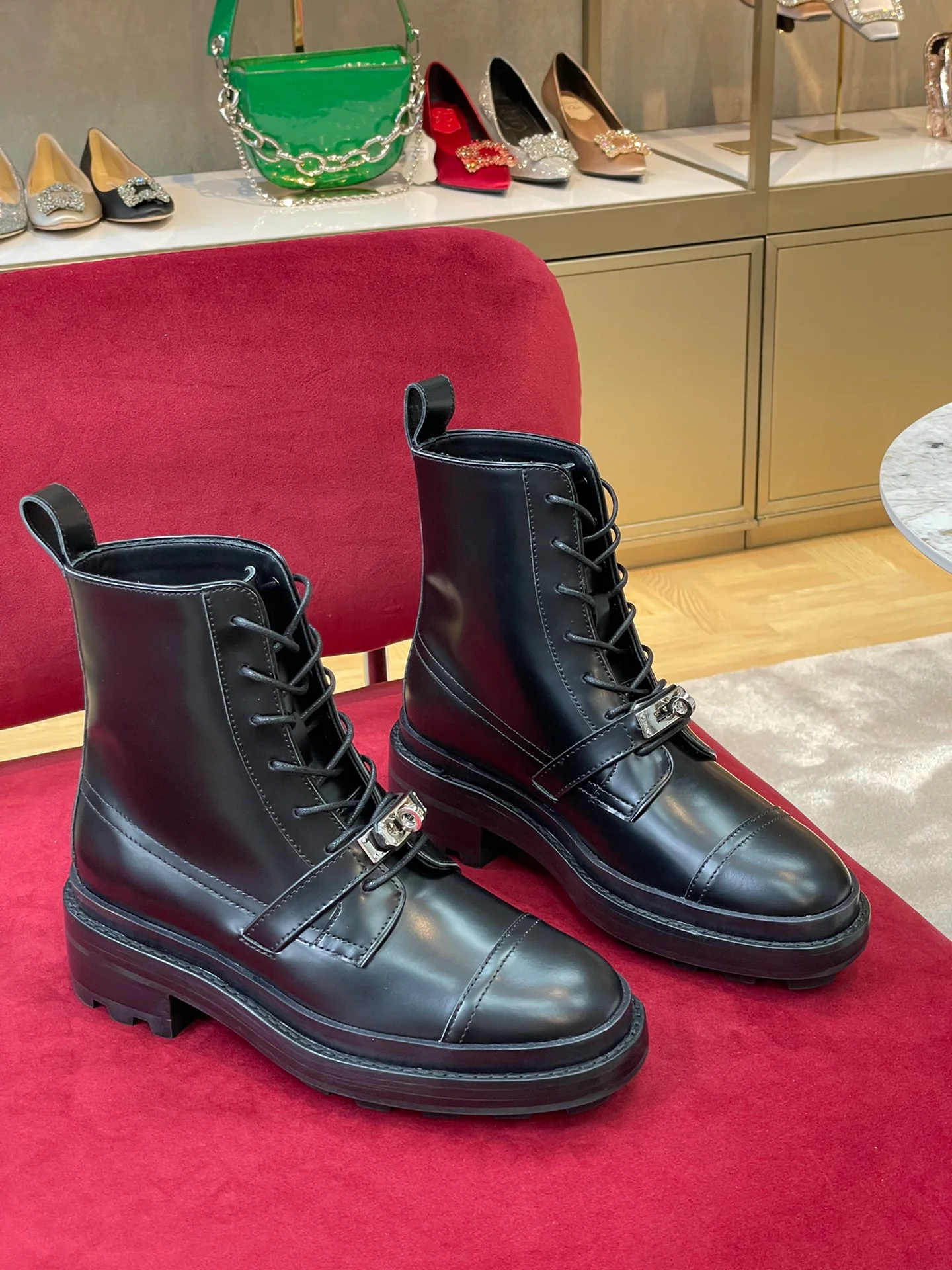 Hermes - Новинка сезона осень/зима 2022 - Ботинки Kelly Martin