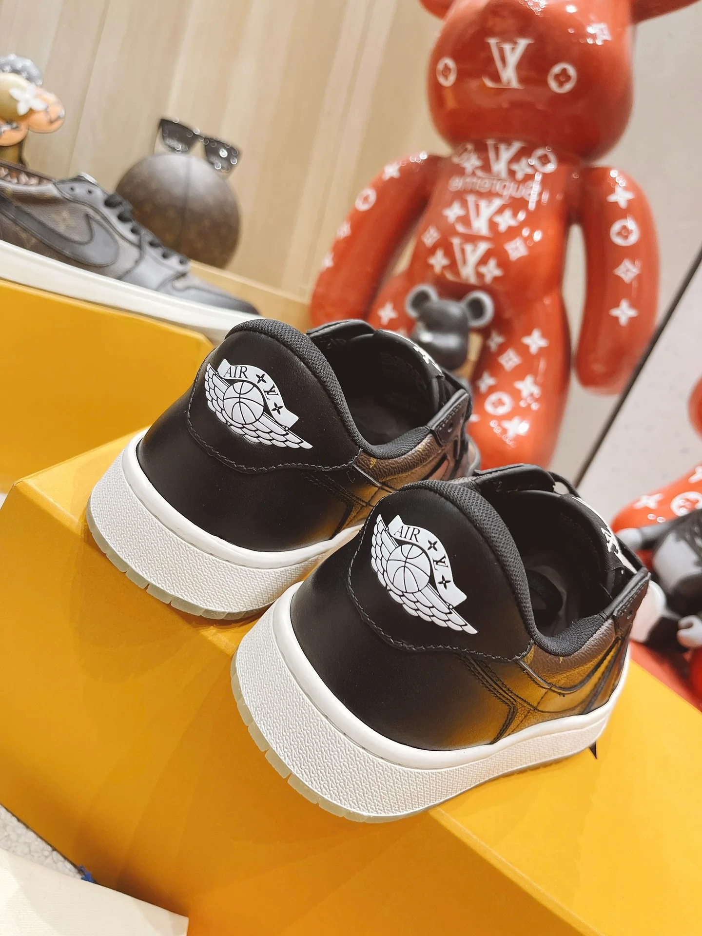 Обувь LV - коллаборация LV x Nike - повседневная обувь