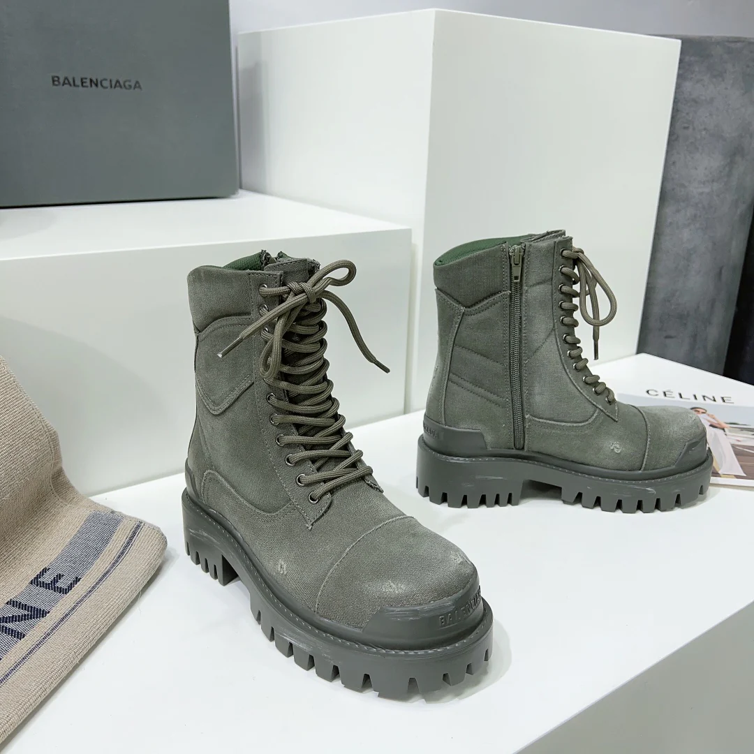 Balenciaga - Ботинки на платформе средней высоты со шнуровкой