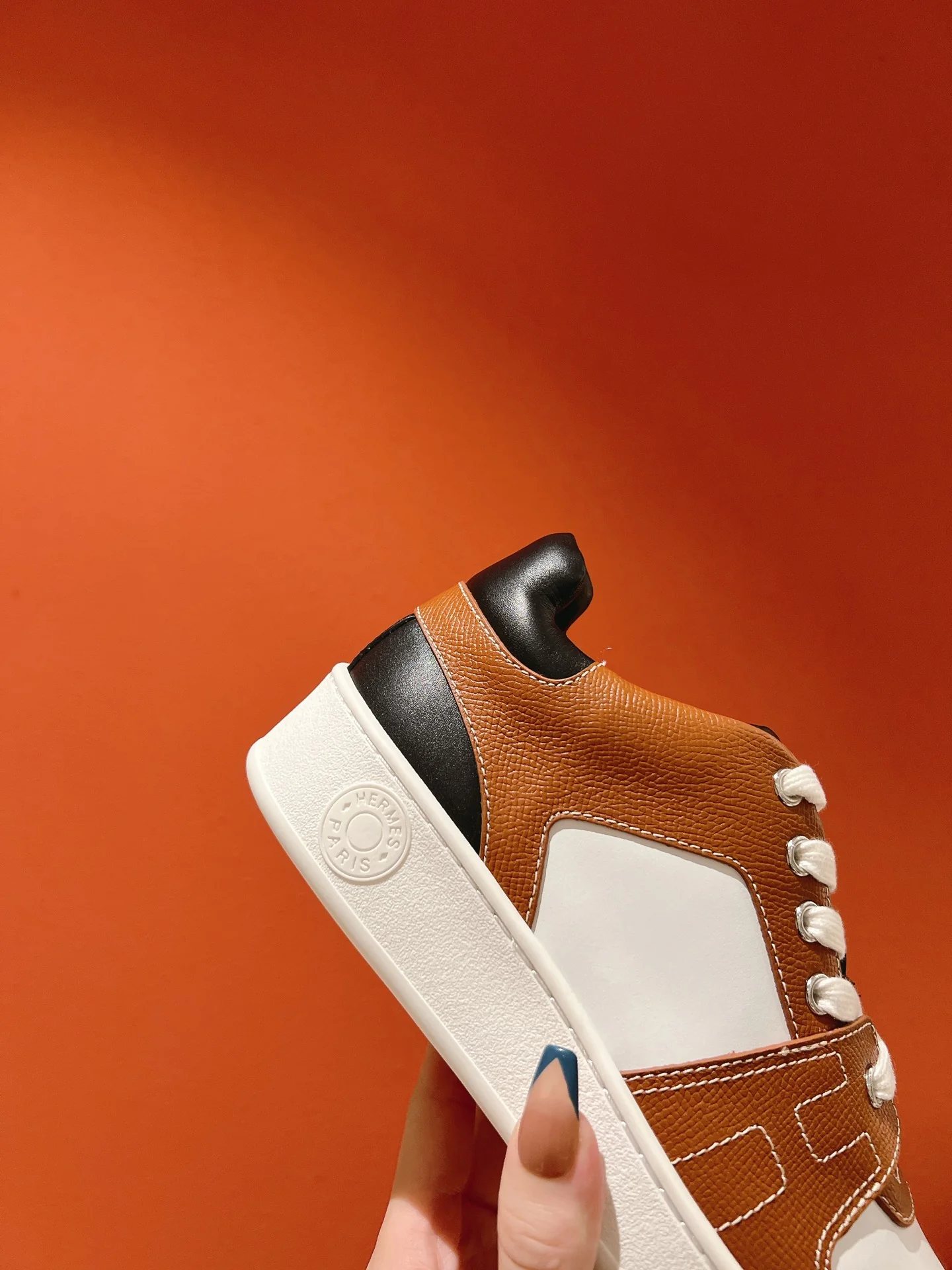 Новинка 2023 года от Hermes - Кроссовки - Коричневые