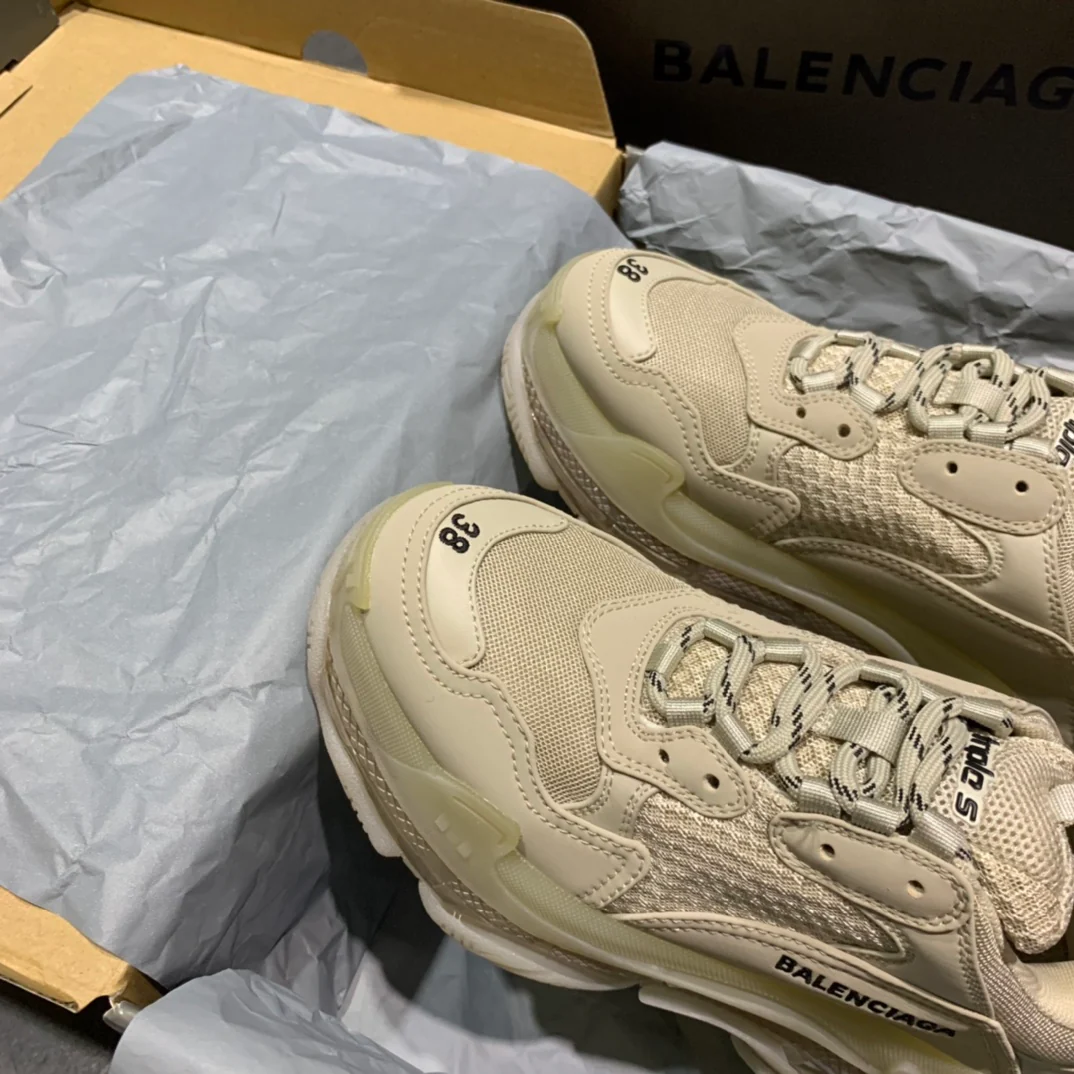 Li Shi - Папины кроссовки - Светло-жёлтые