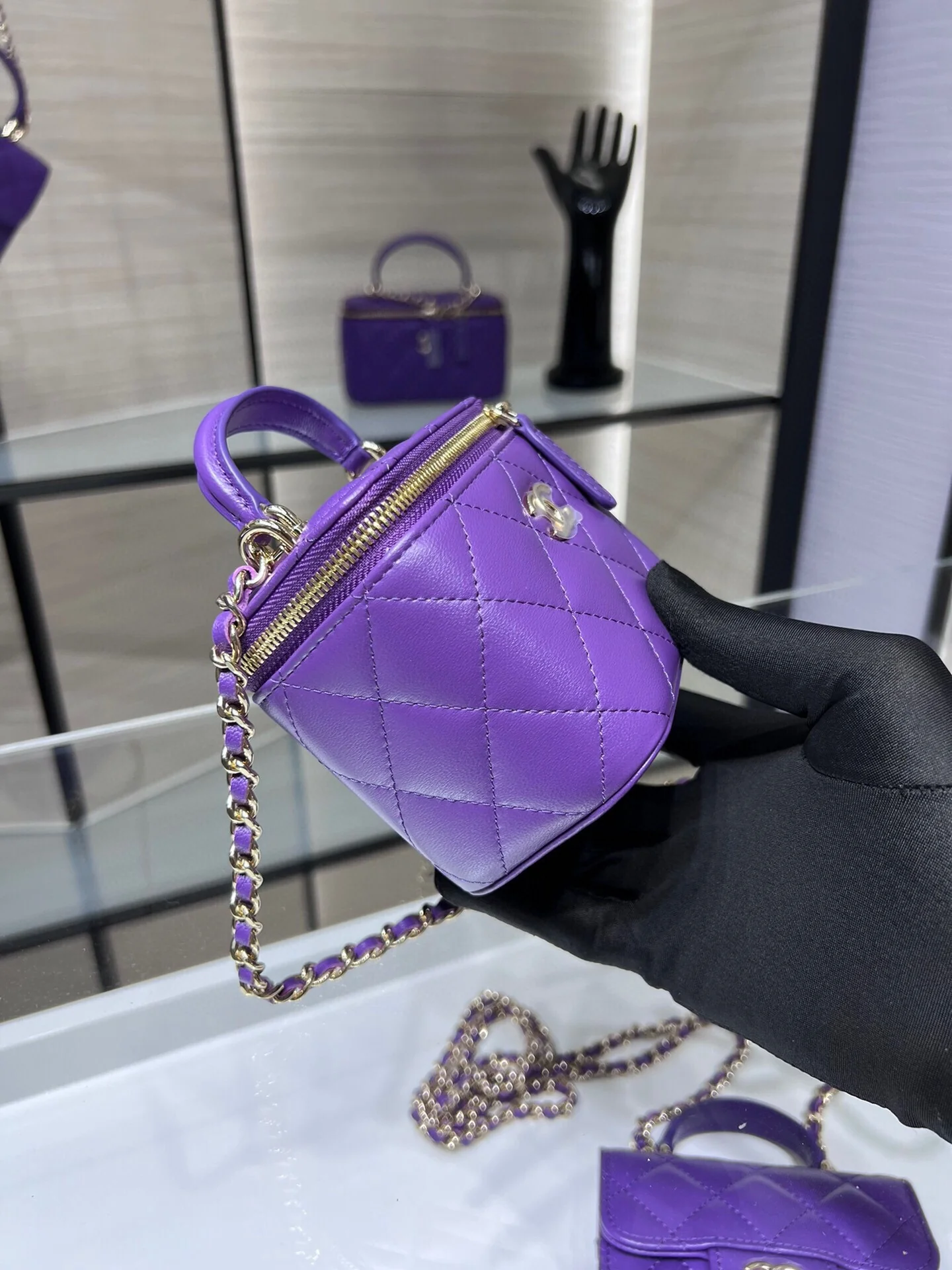 Футляр для помады Chanel 2022 Métiers d'Art - Маленькая коробочка - Фиолетовый