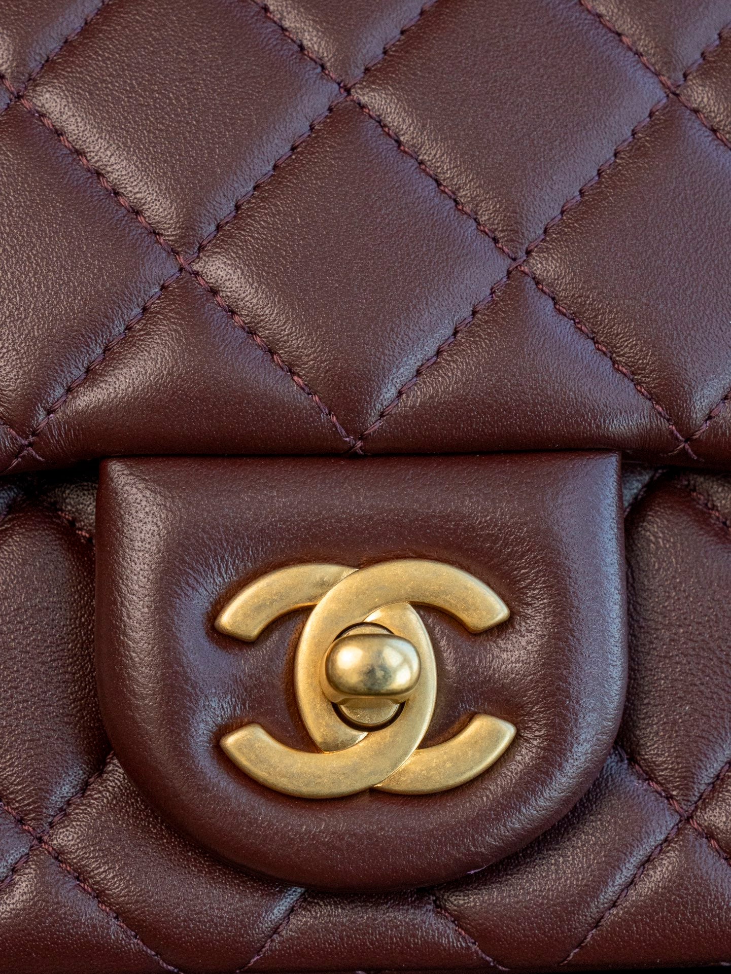 Chanel 24k CF Gold Ball Square Fat Man - Reddish Brown