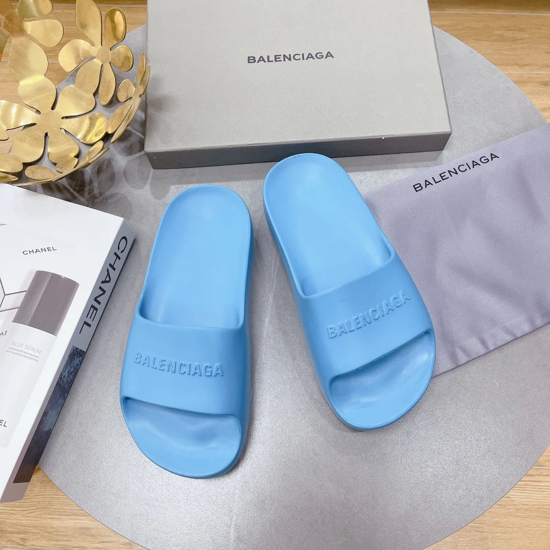 Balenciaga - Синие тапочки