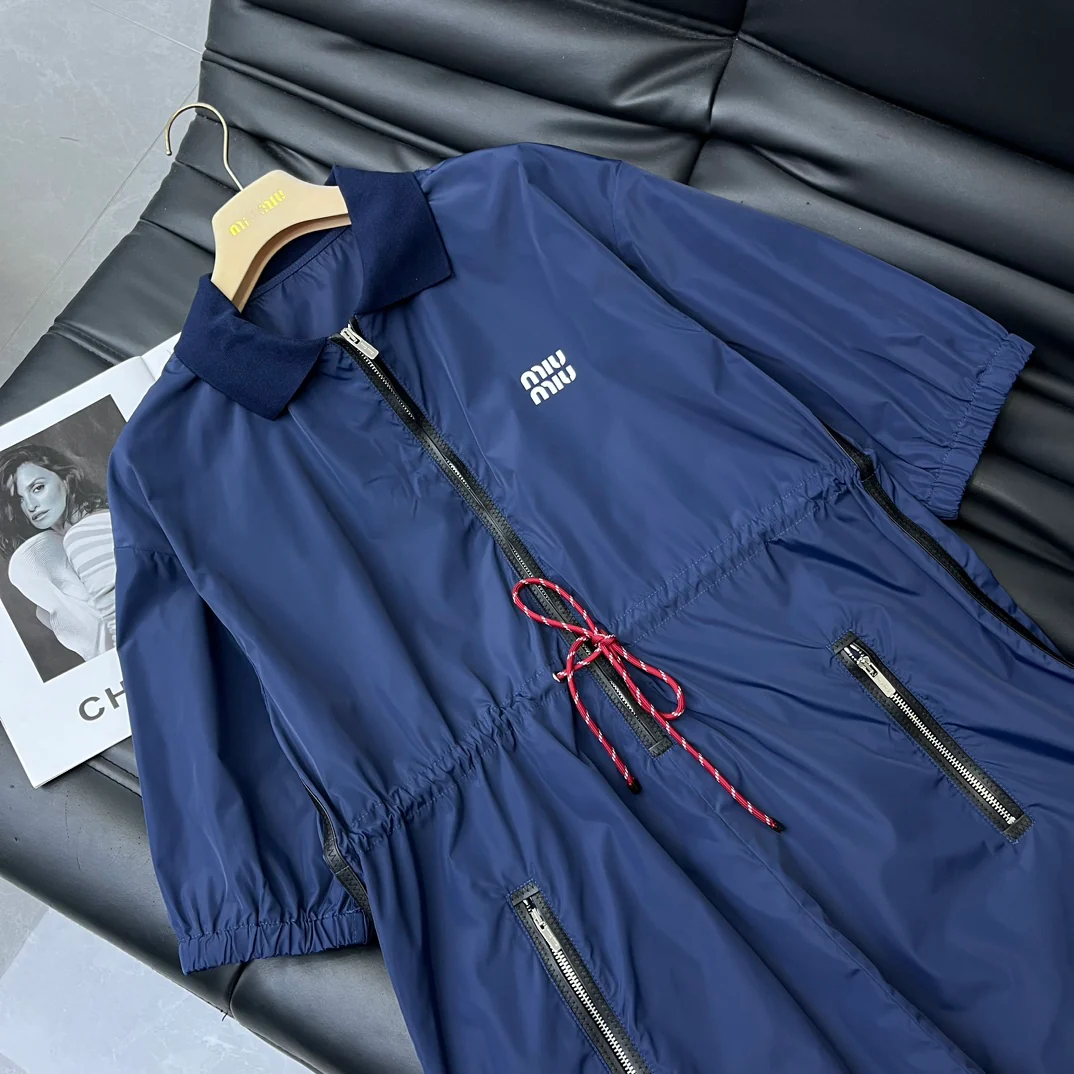 Miu Miu - 2404-24 Новинка: Тонкий нейлоновый комбинезон на молнии - Синий