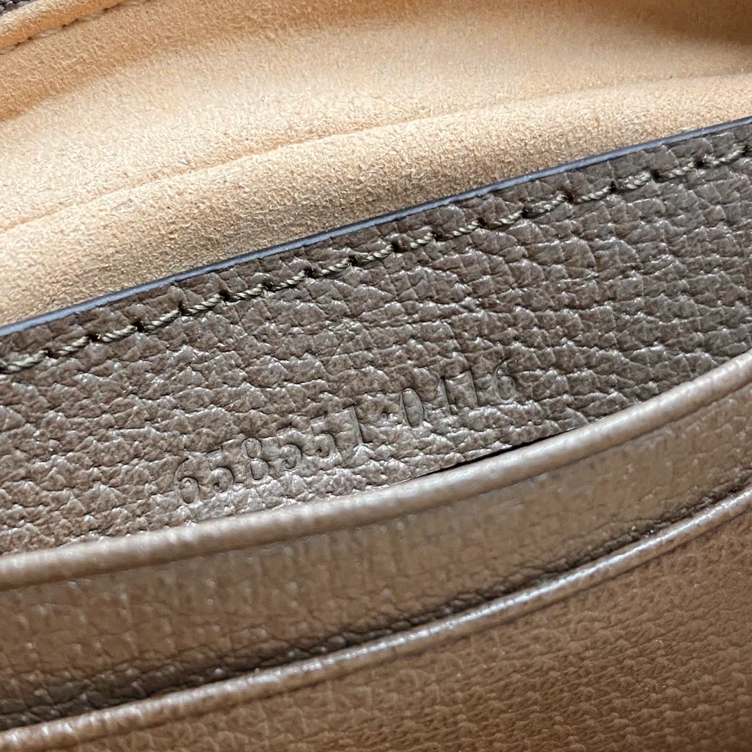 Сумка-подмышка Gucci из серии ?Офидия?