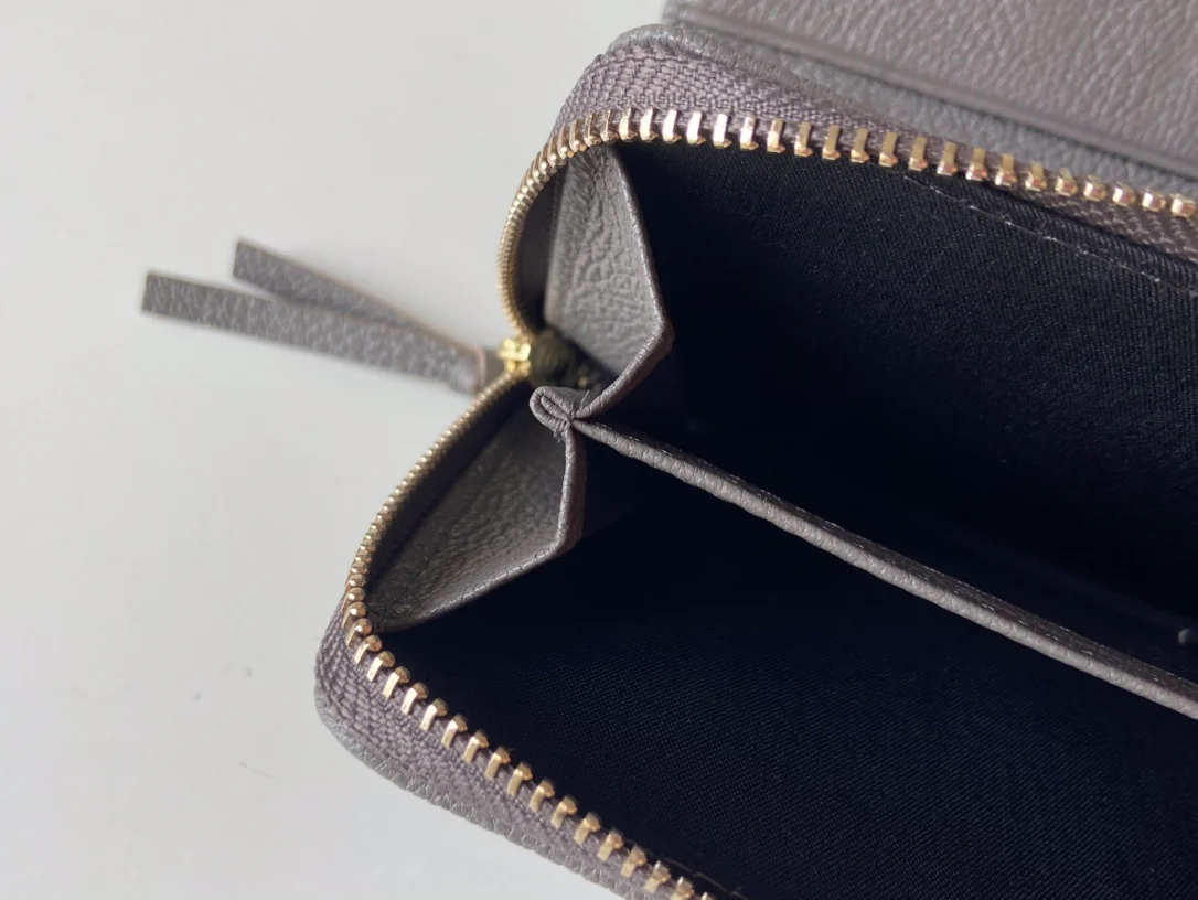 Balenciaga-新款两折短夹