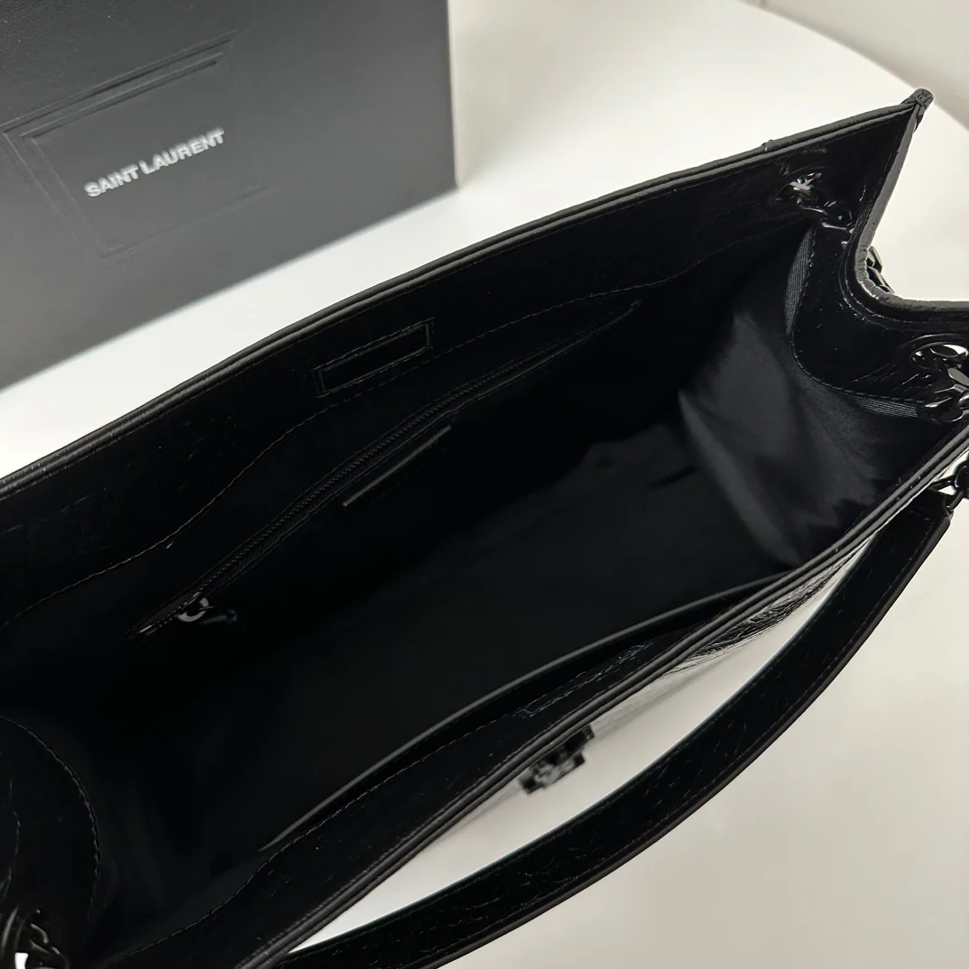 Сумка-шоппер YSL Niki - с крокодиловым принтом - черная