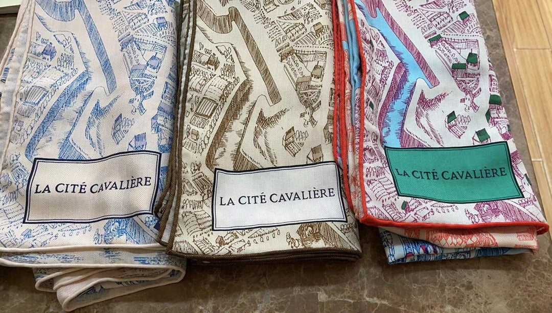 Шарф Гермеса - Город Лошадей - Красный