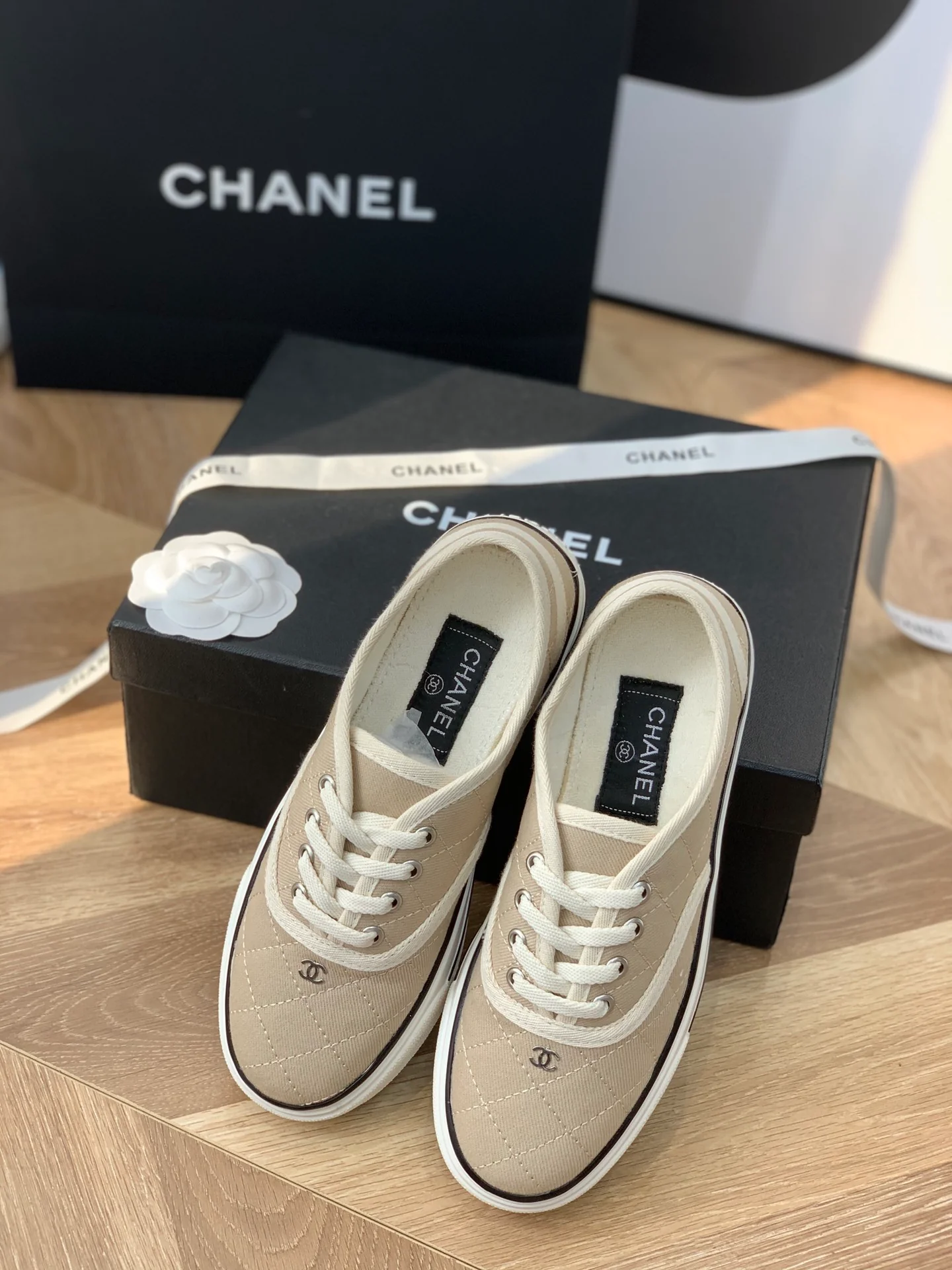 Кедовые туфли Chanel - повседневная обувь