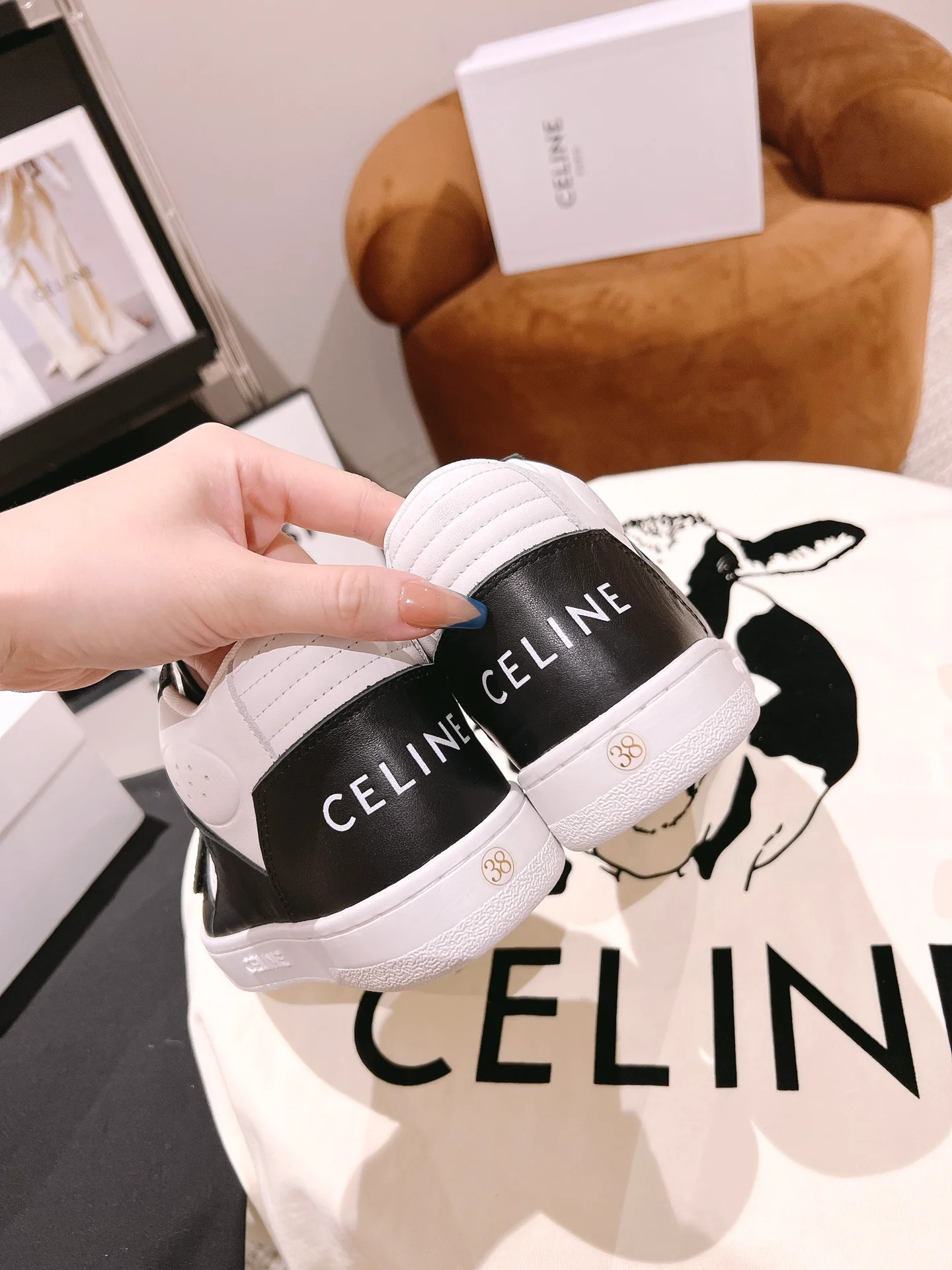 Повседневные высокие кроссовки Celine