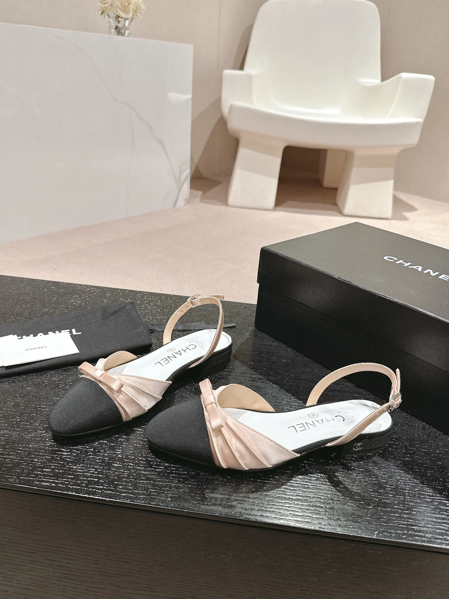 Туфли на низком каблуке Chanel 2024 Ribbon Low Heels - розовые