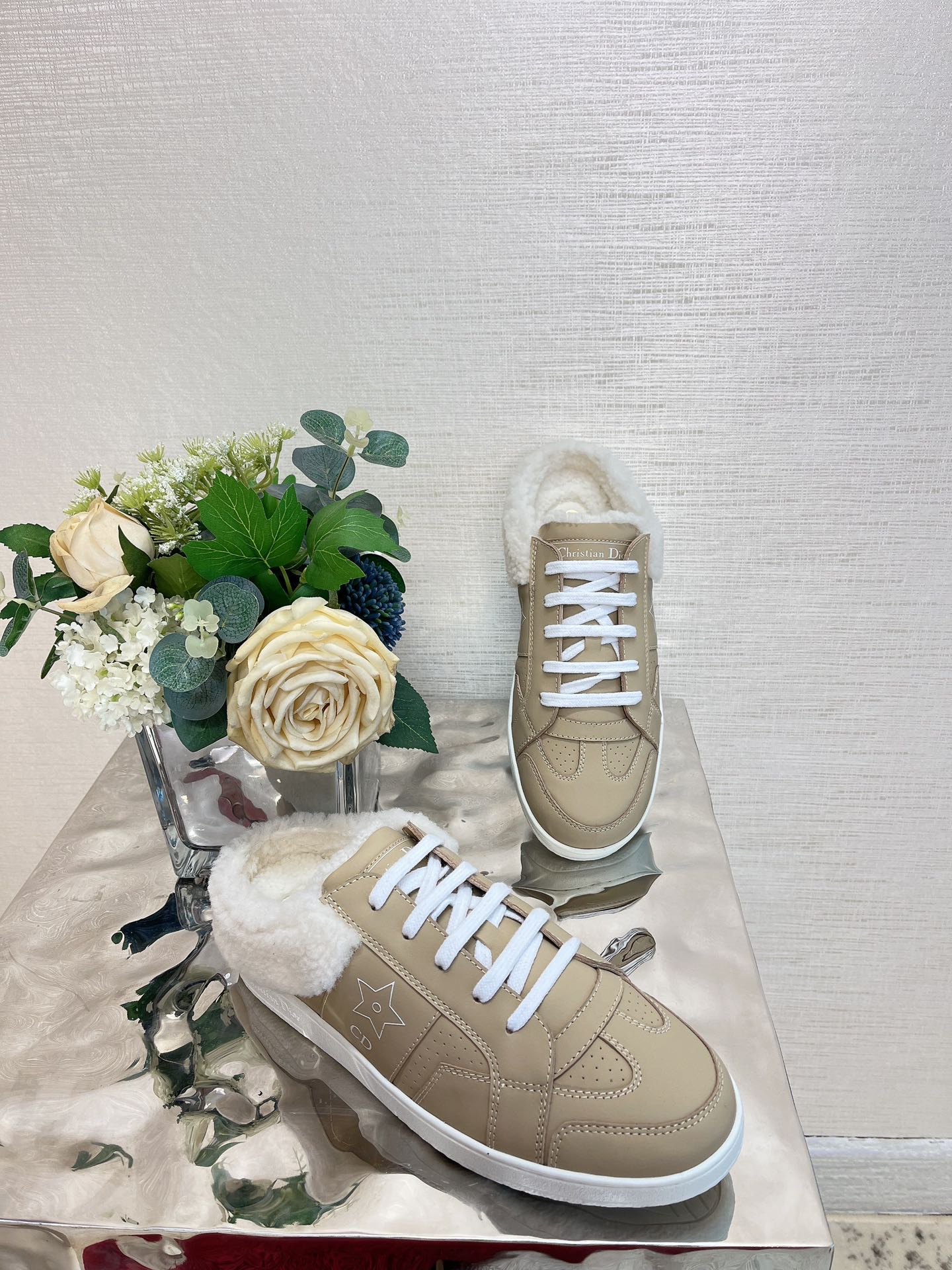 Кожаные кроссовки Dior Star