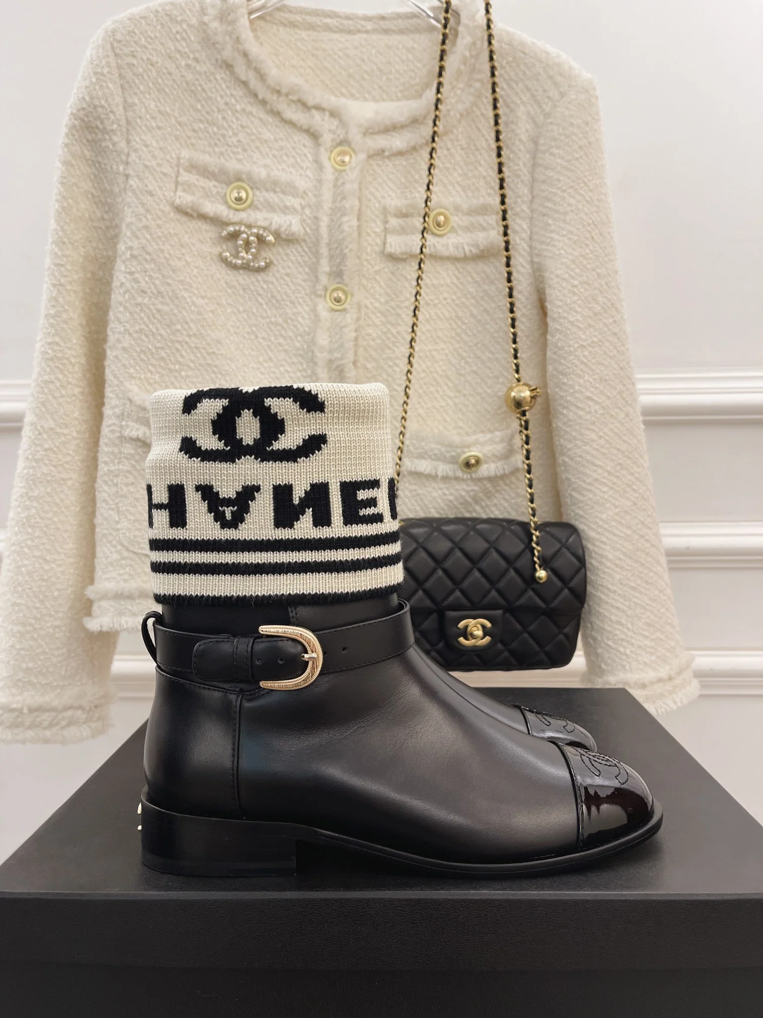 Новинка сезона осень/зима 2022 от Chanel - Ботильоны-носки - Черные - 6-5 см