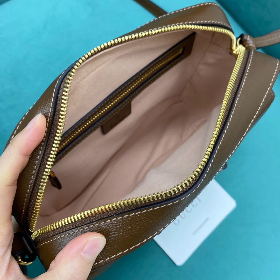 Сумка для фотоаппарата Gucci 1955 с пряжкой в ??виде подковы - 4 шт.