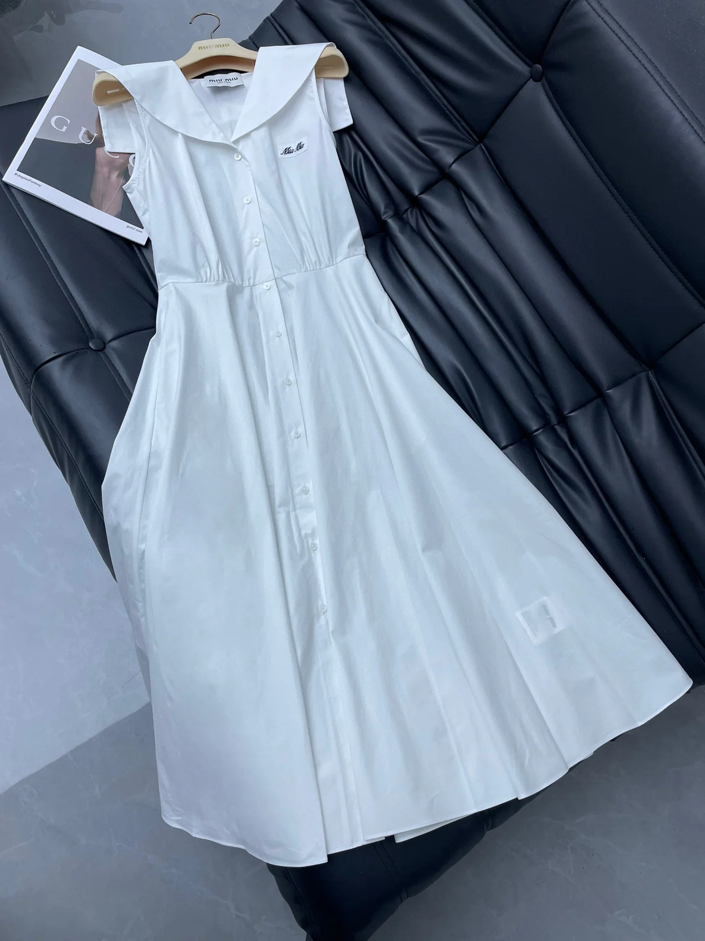 Miu Miu - 2404-24 Новинка: Платье-жилет с шалью темно-синего цвета - светло-голубой