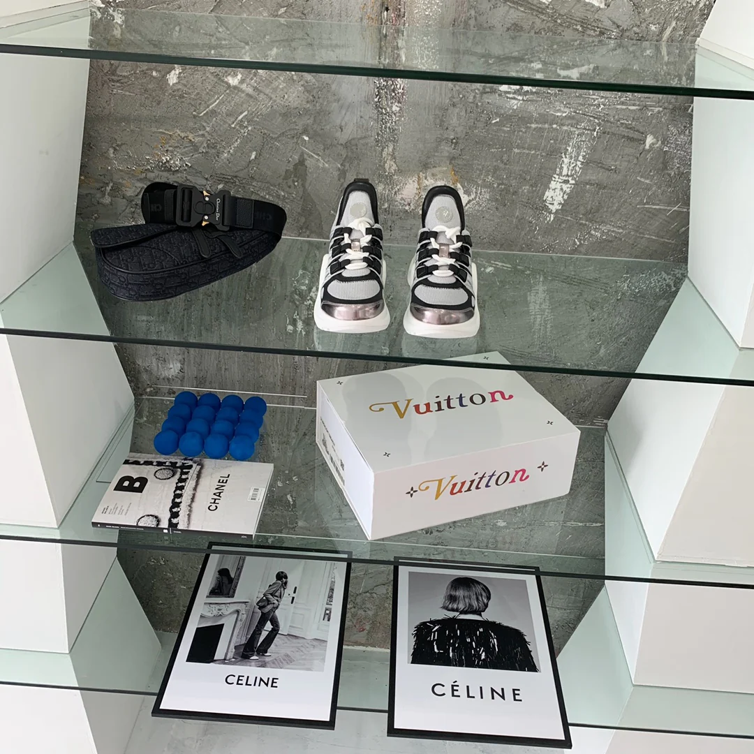 Обувь LV - Массивные кроссовки LV - 14