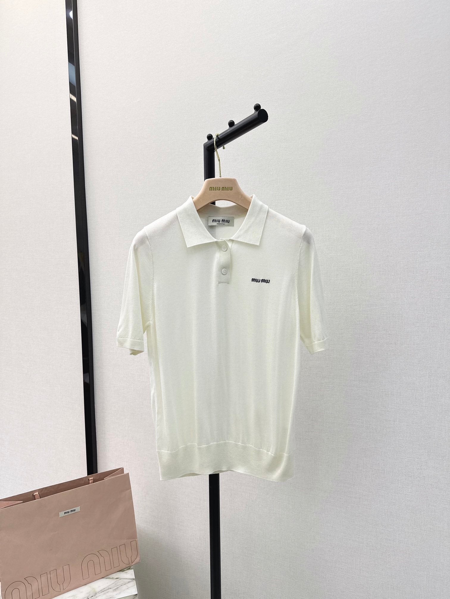 Miu Miu - 2404 - 24ss Весенне-летний новый вязаный свитер-поло - Белый