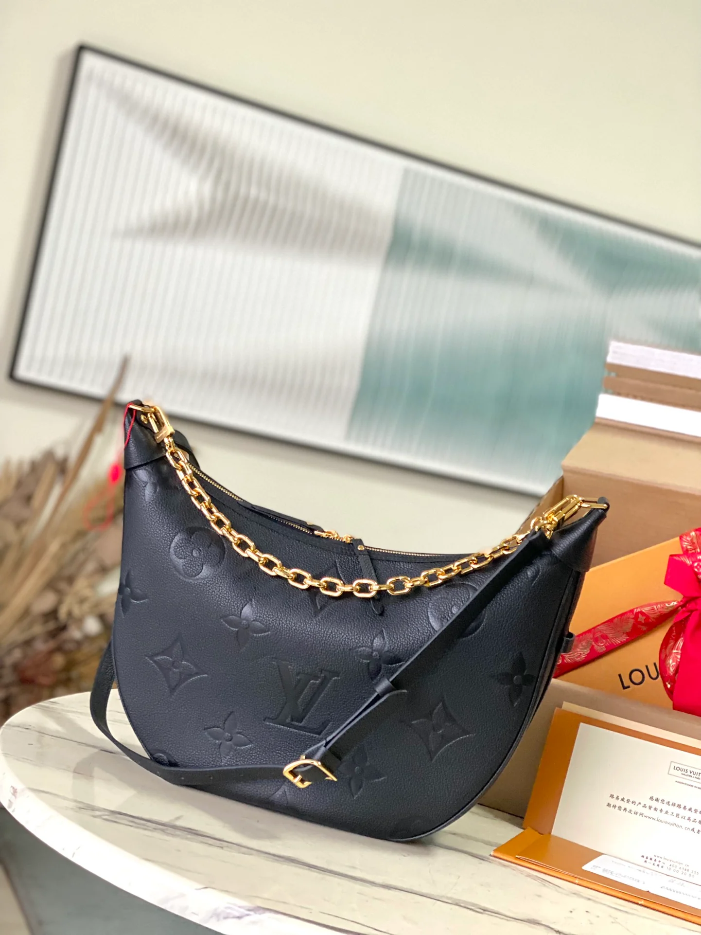 m46725-LV-loop-hobo-large-half-moon bag-black