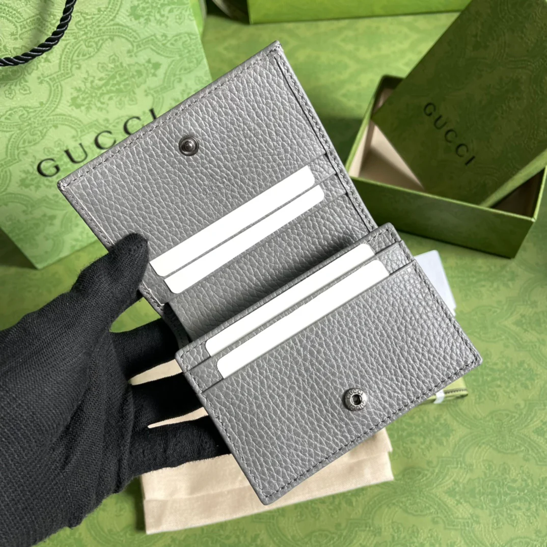 Gucci GG Marmont系列卡包