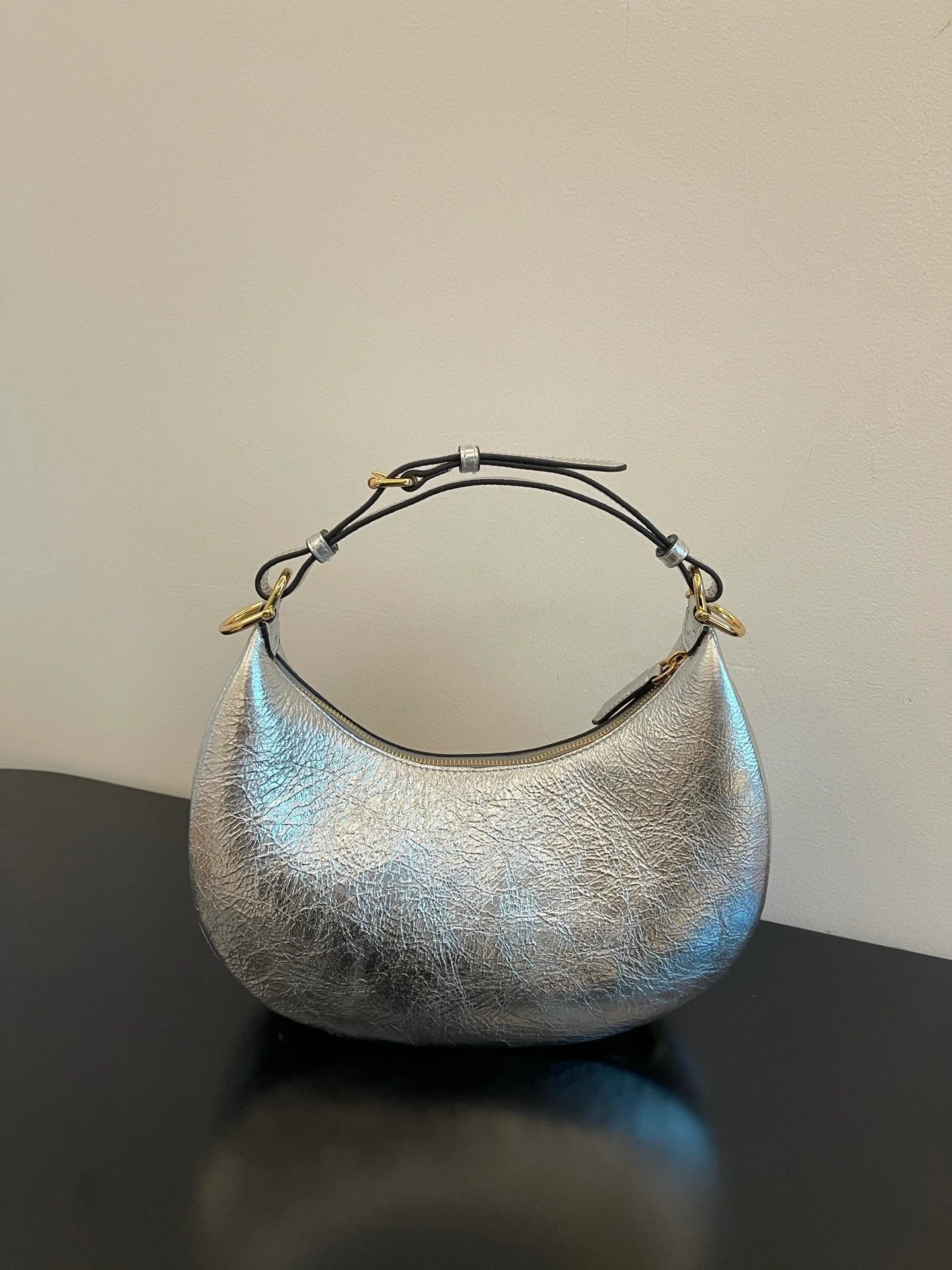 Fendi-fendigraphy - Маленькая серая кожаная сумка под мышку