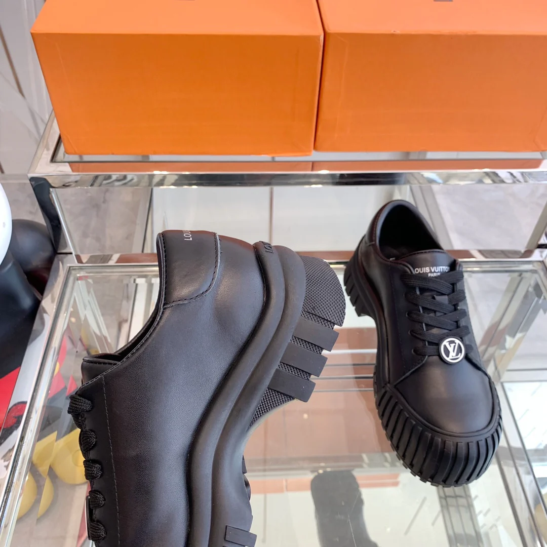Новинка LV 2023 — Кроссовки на платформе — Черные