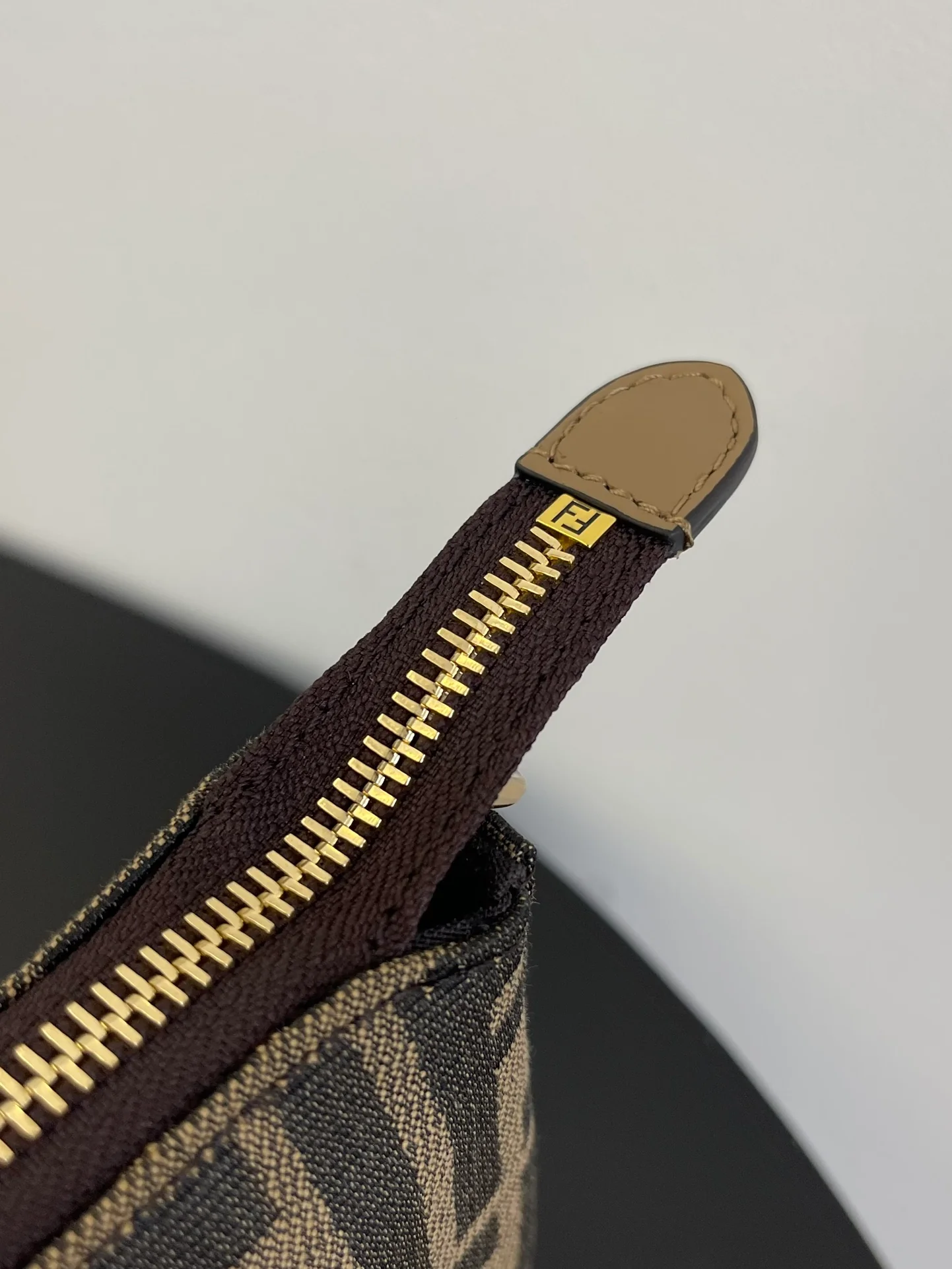 Сумка для маджонга Fendi Classic Monogram