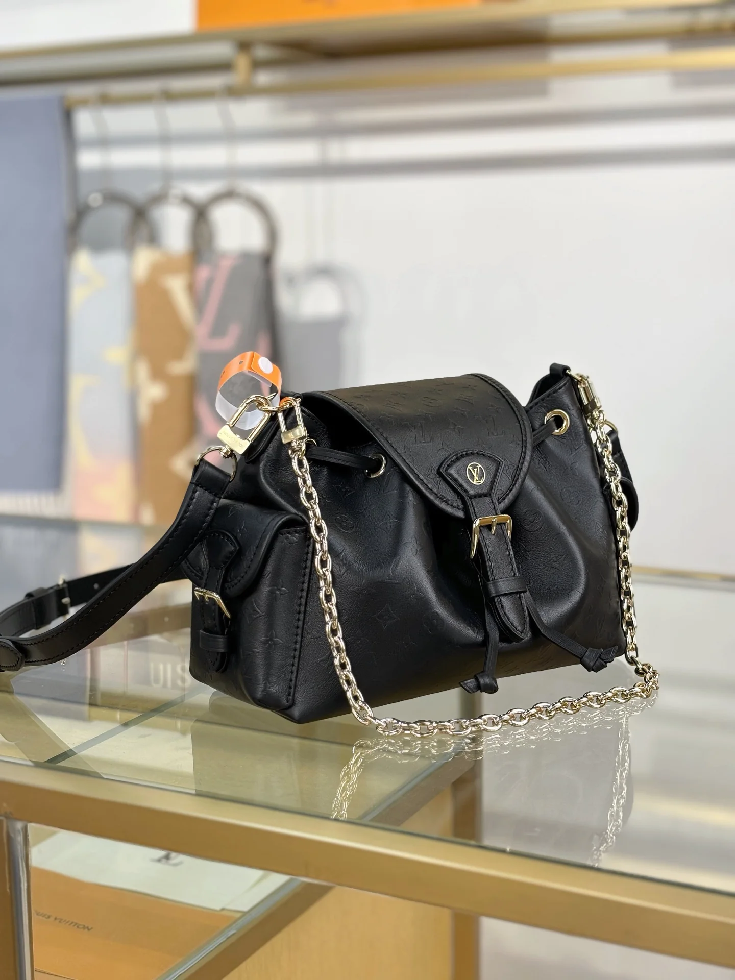 Сумка LV-m25554-odyssee, черная с золотистыми акцентами, 1