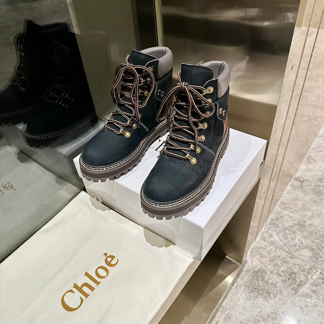 Новинка 2023 года от Chloe - Ботинки Dr. Martens - Ботильоны - Черные
