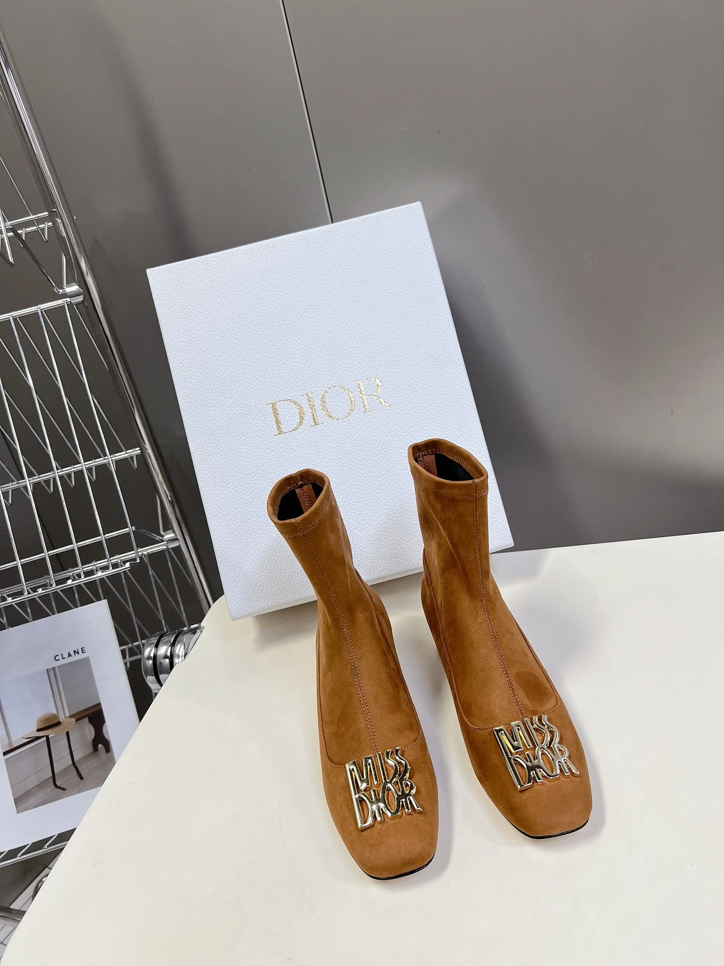 Сапоги для верховой езды Dior 2024, высота 4 см, цвет ?кофе?.