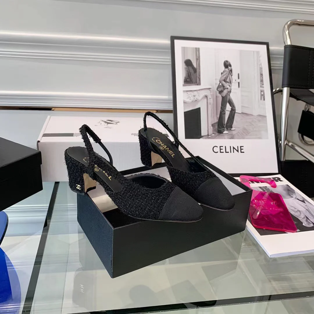 Классические сандалии Chanel на массивном каблуке - Черные - 1