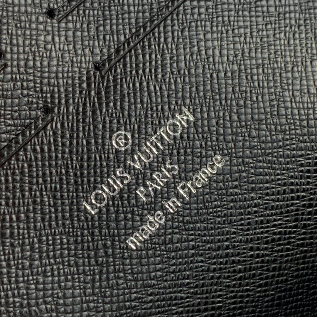 lv-m60417-new-pouch clutch bag-2