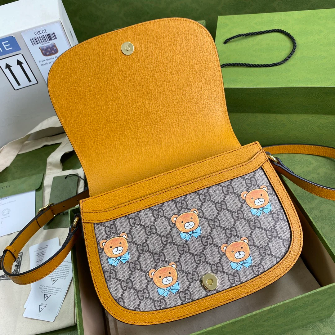 Сумка-седло Gucci в стиле 