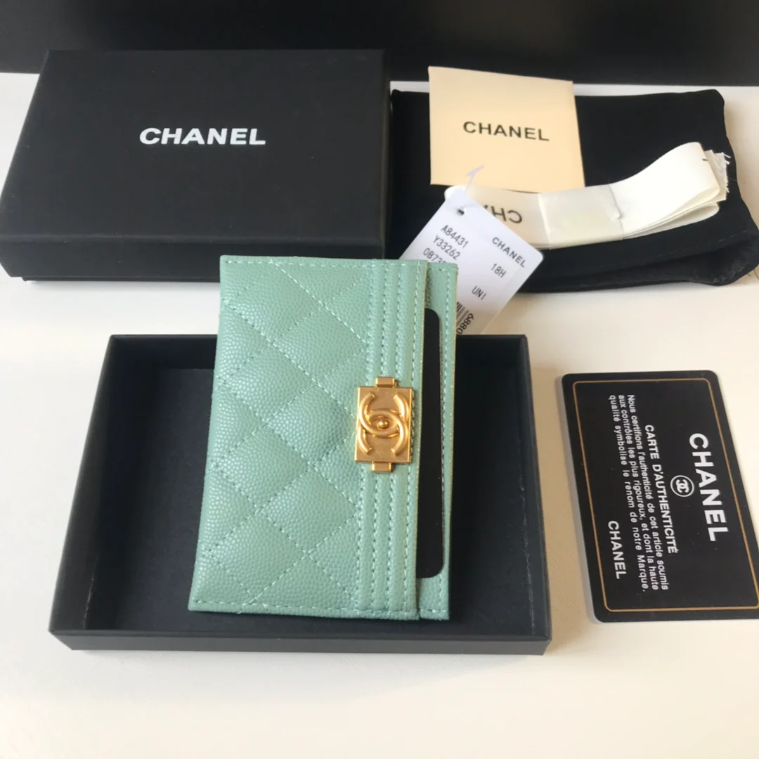 Кардхолдер Chanel Le Boy - 1 шт.