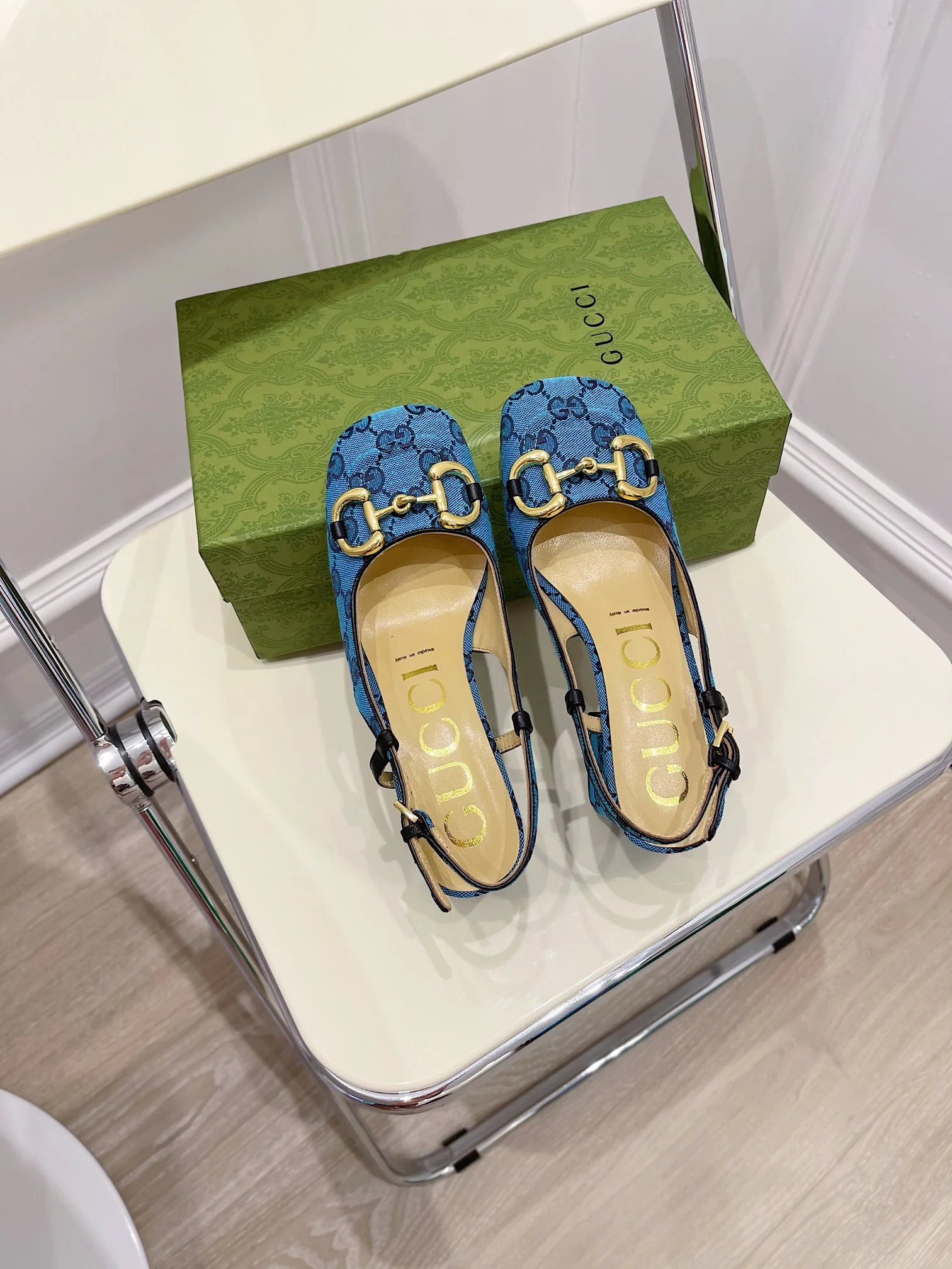 Gucci - Ретро с квадратным носком - Массивный каблук - Сандалии на низком каблуке - 1