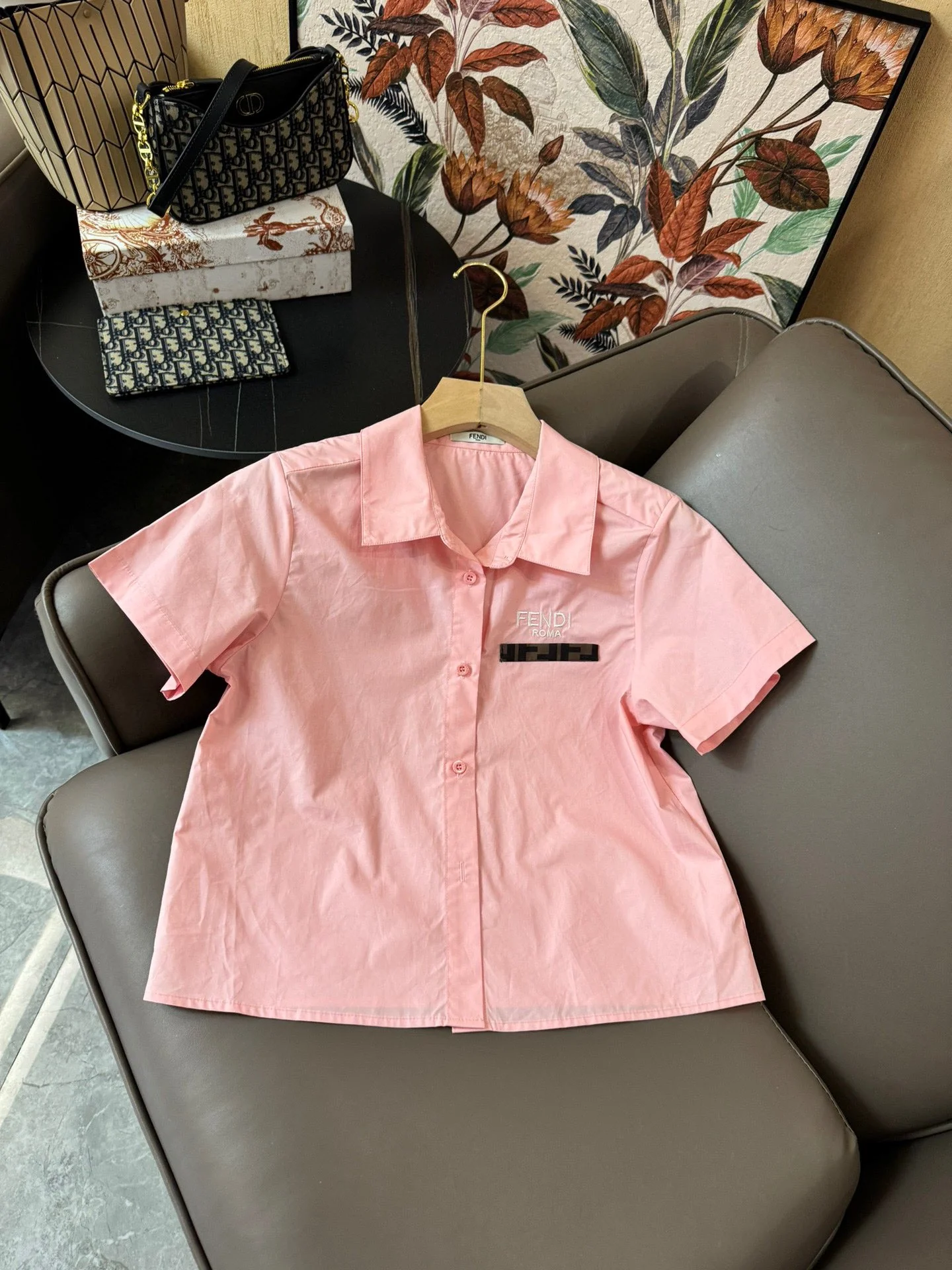 Футболка с коротким рукавом и буквенным принтом Fendi-2403-24ss