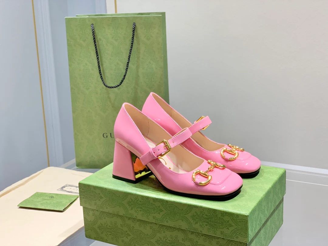 Новинка весны 2022 года от Gucci - Туфли на высоком каблуке 