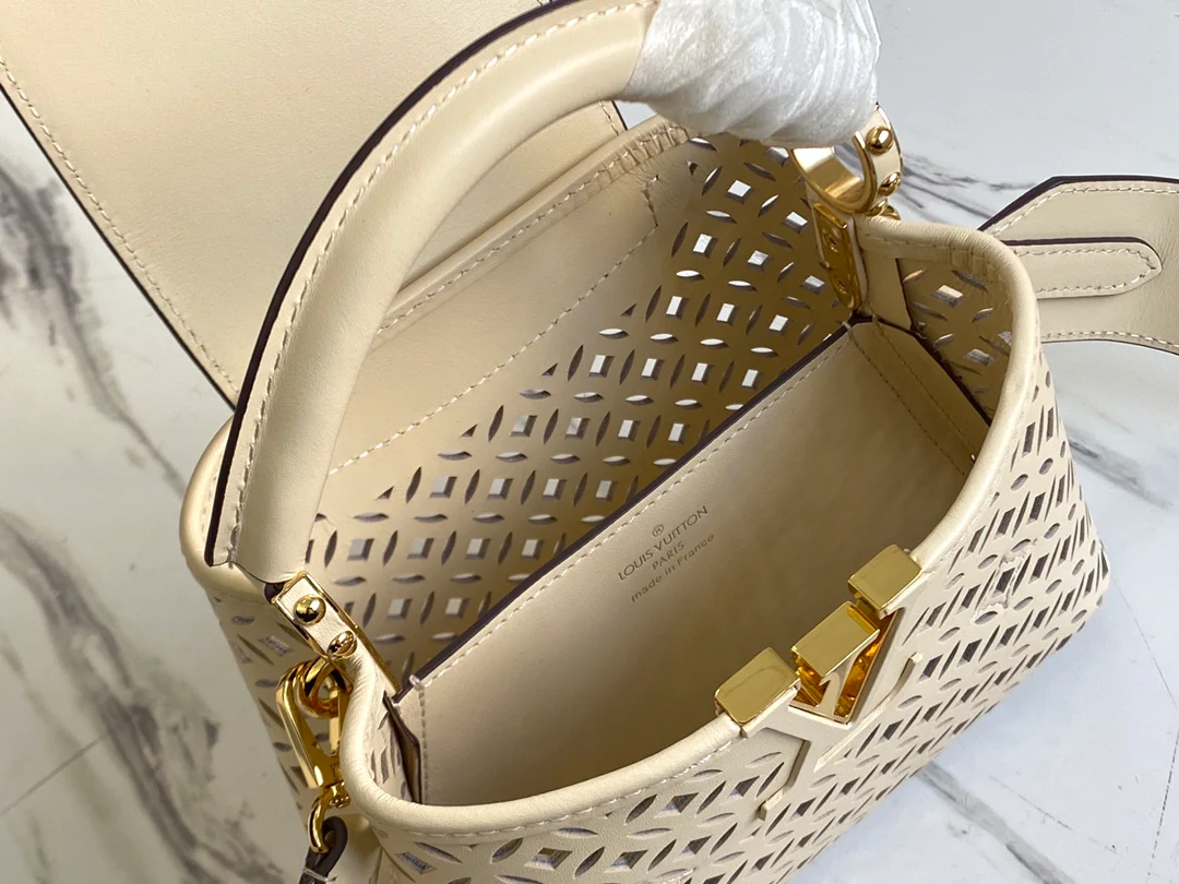 lv-m57228-mini-capucines handbag