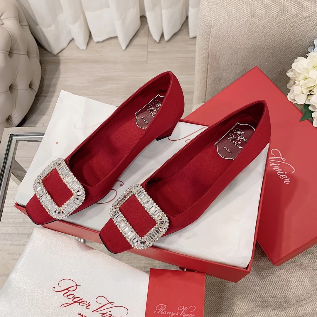 Туфли на блочном каблуке RV-4-5 см - шелковая пряжка со стразами - бордовые