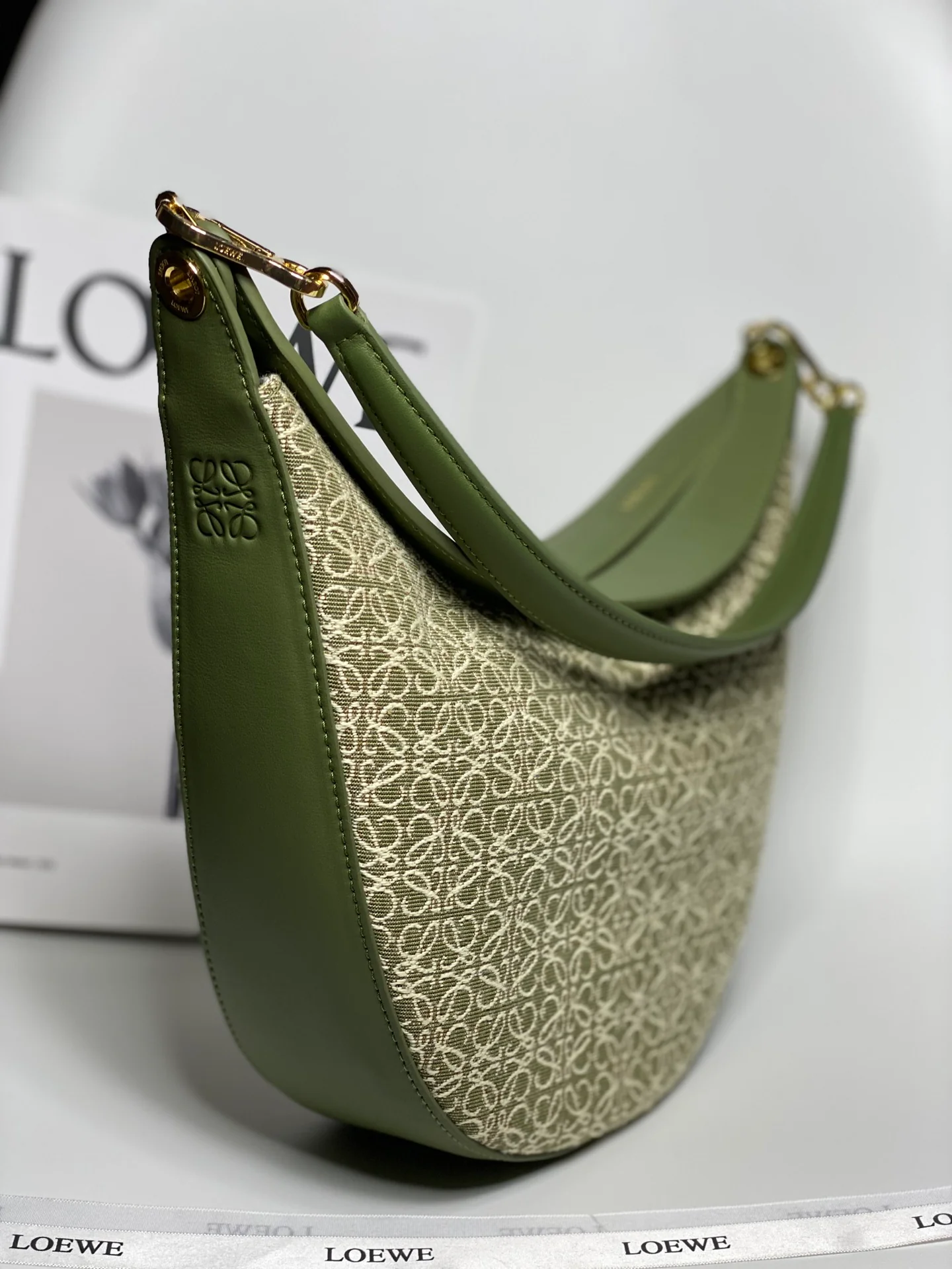 Сумка Loewe Luna серии Moon Bag - 3