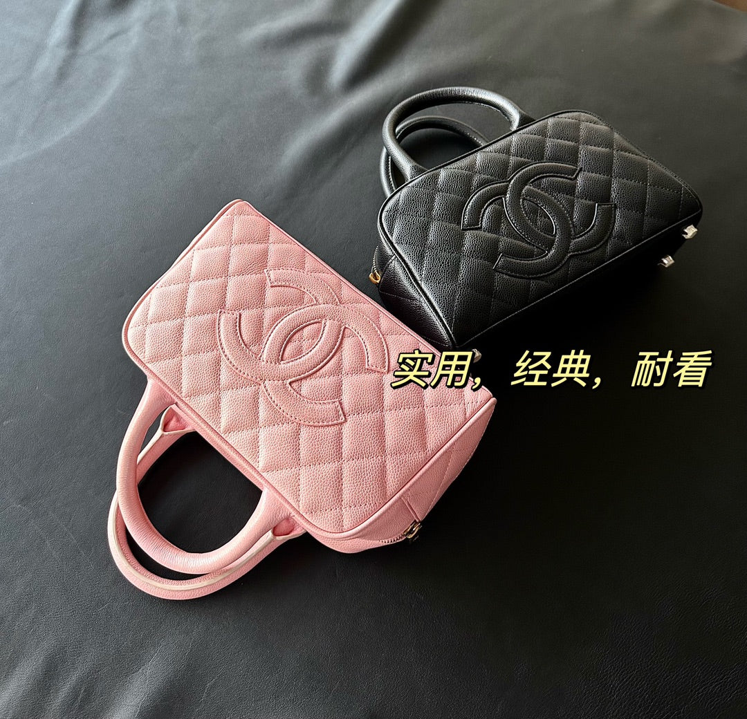 Винтажная сумка-боулинг Chanel - черная