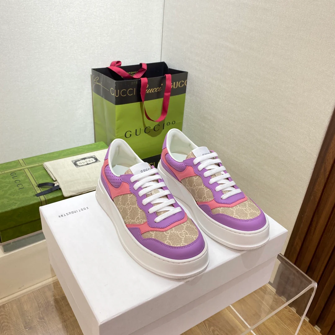 Белые кроссовки на платформе Gucci - унисекс - фиолетовые