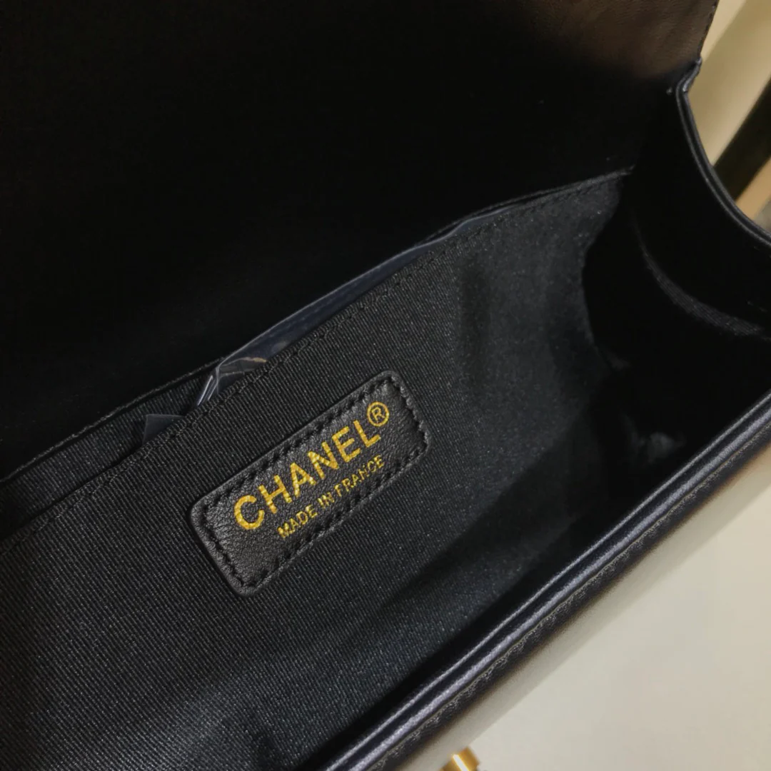 Chanel Boy 25cm Black Sheep Gold