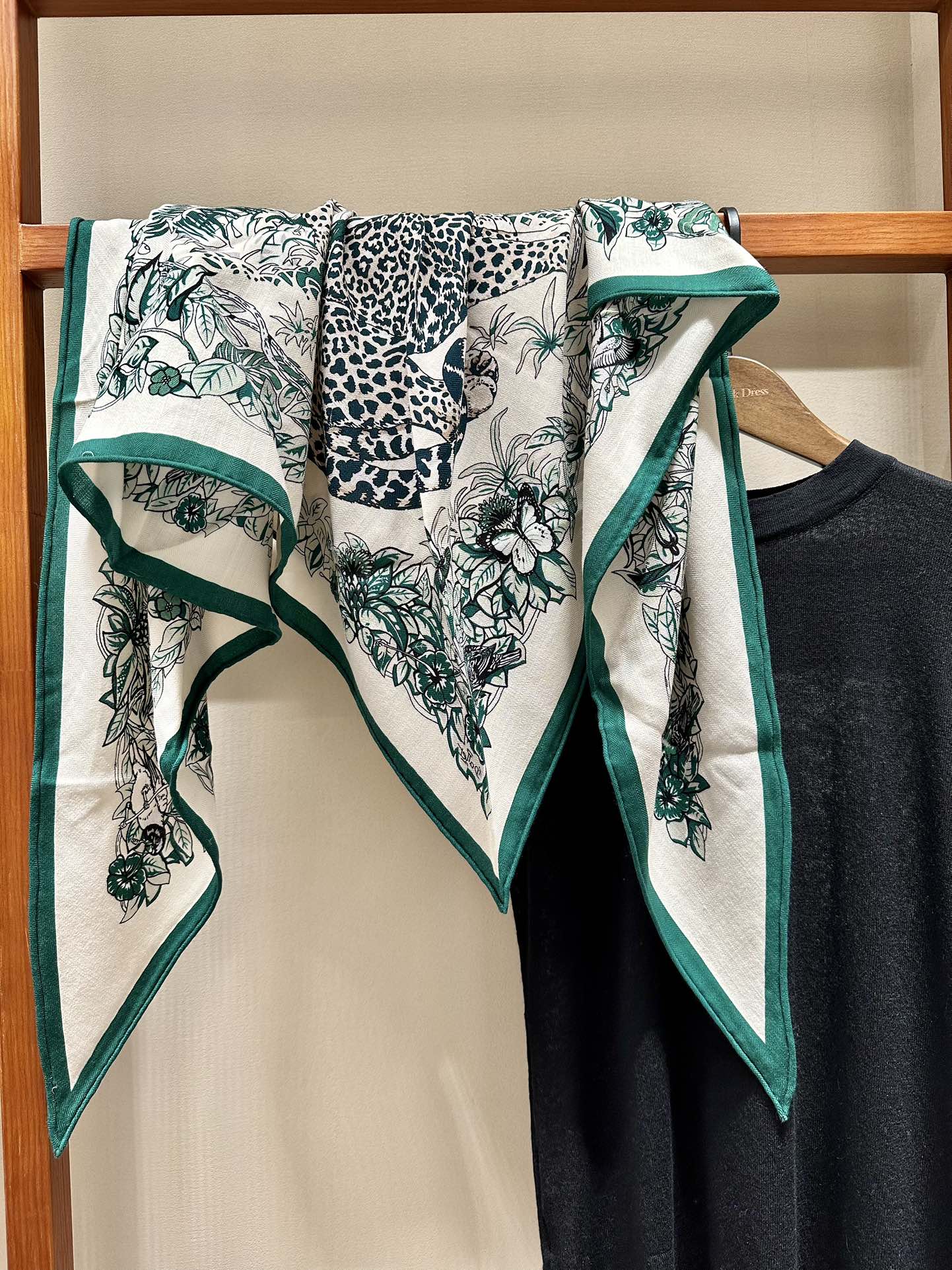 Шарф Dior 2024 Jungle Love - зеленый