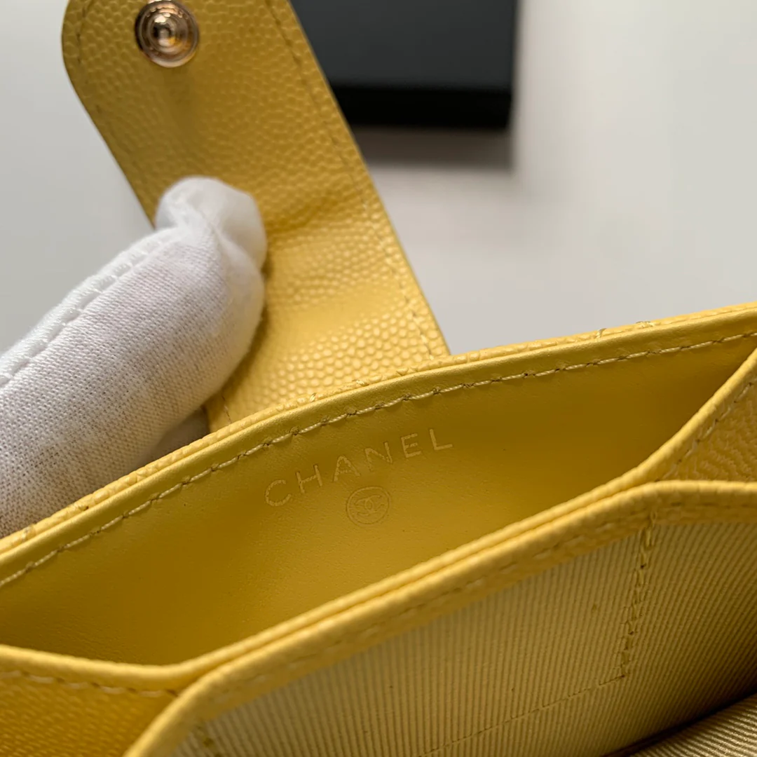 Chanel 多隔层风琴卡包