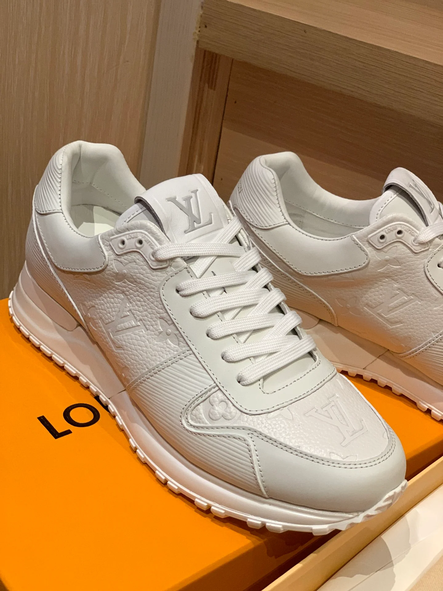 LV - Спортивные повседневные туфли - Белые с узором 