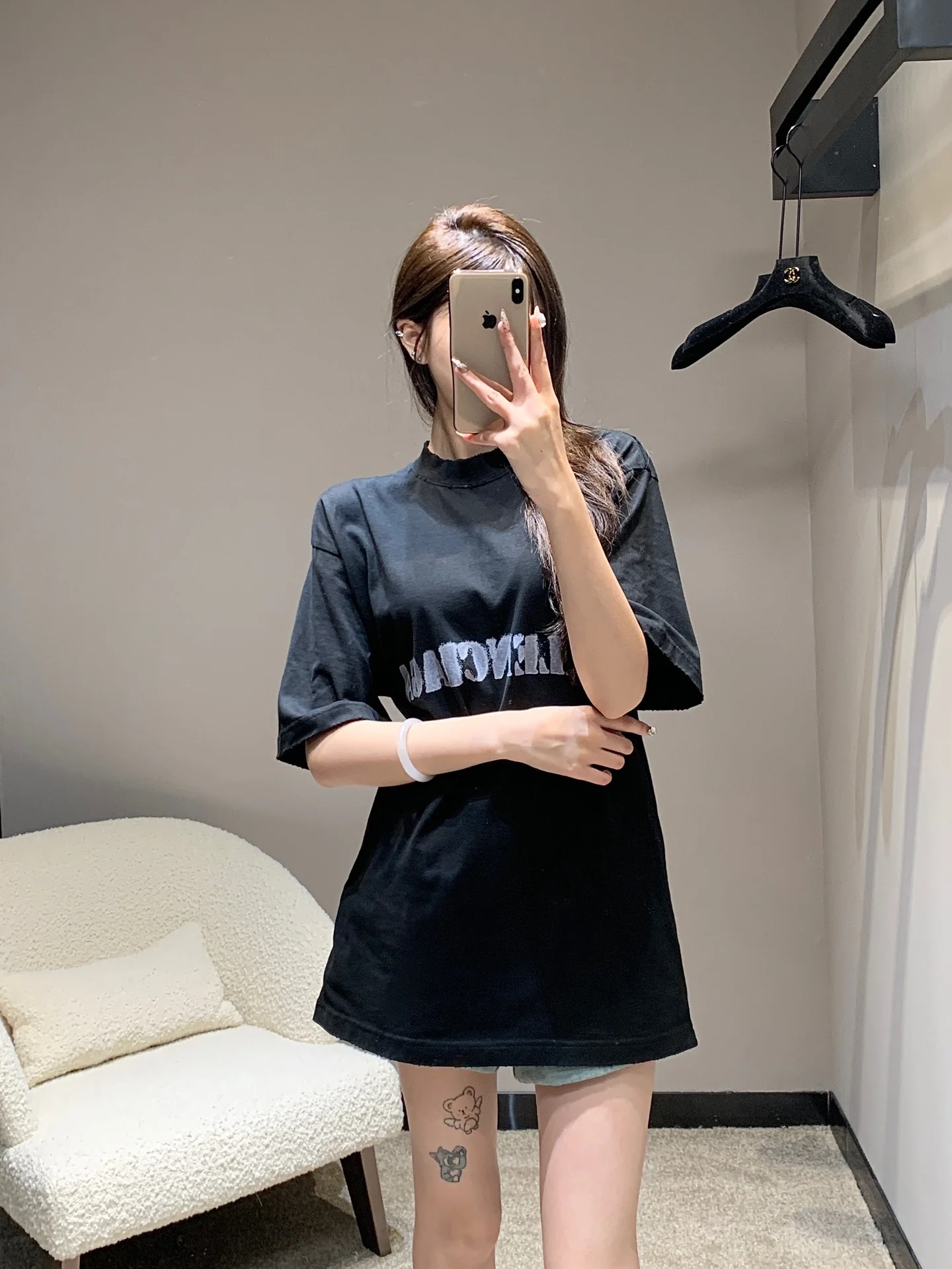 Футболка Balenciaga 2403 Vintage Distressed Lettering с коротким рукавом - черная